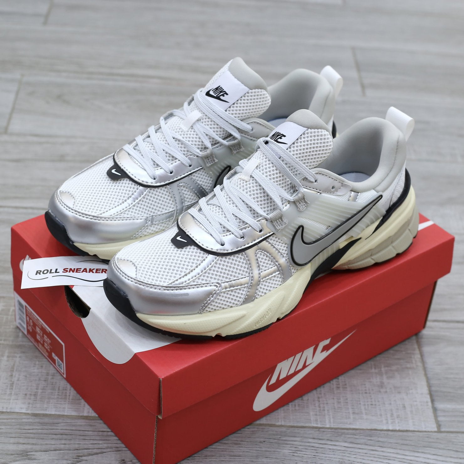 Nike V2K Run ‘Summit White Metallic Silver’ Like Auth