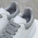 Giày Alexander Mcqueen Gót Xám Bóng Like Auth