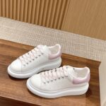 Giày Alexander Mcqueen Trắng Gót Hồng Vân Cá Sấu Like Auth