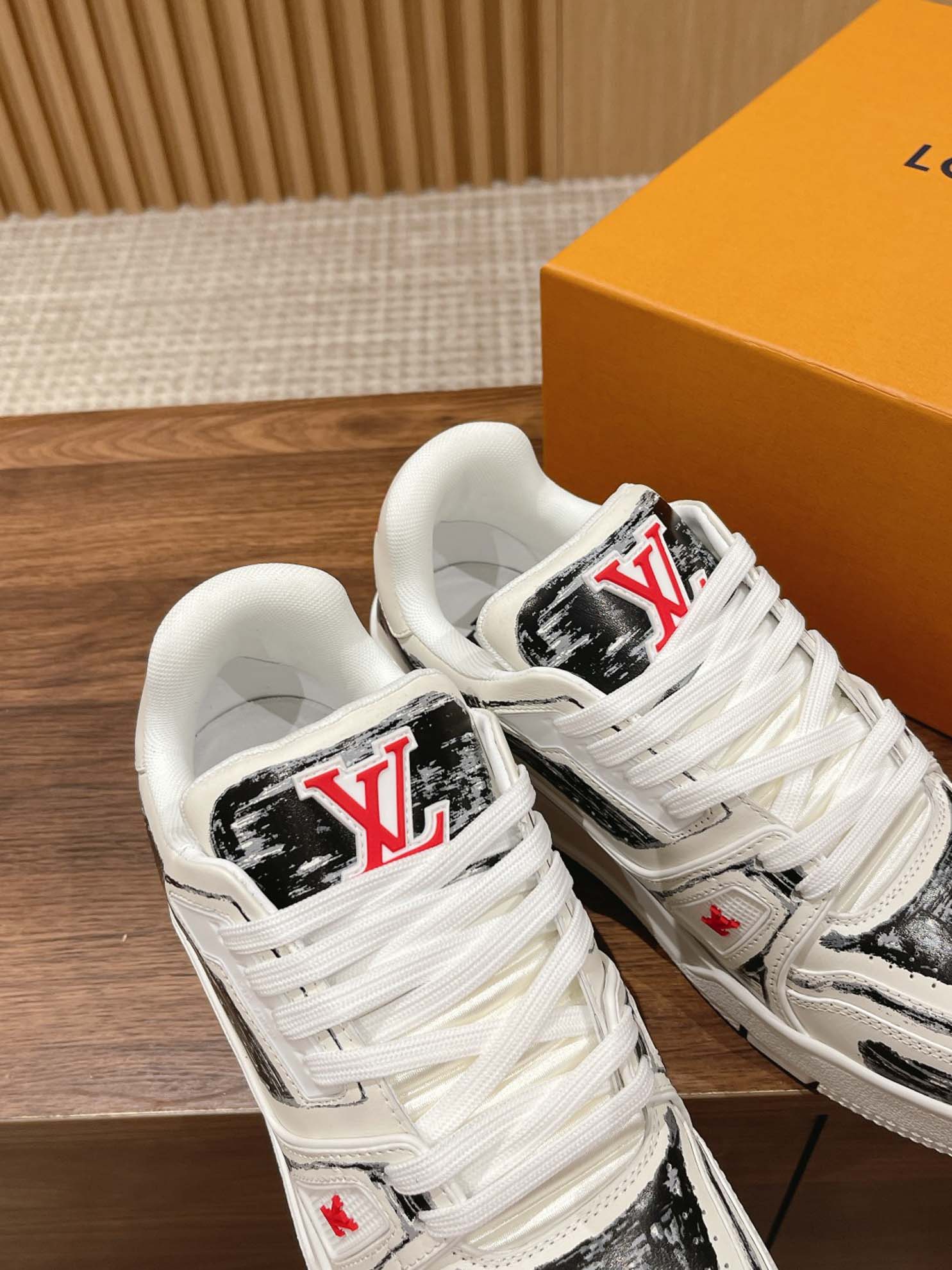 Giày Louis Vuitton Lv Trainer #54 Black Printed Calf Leather