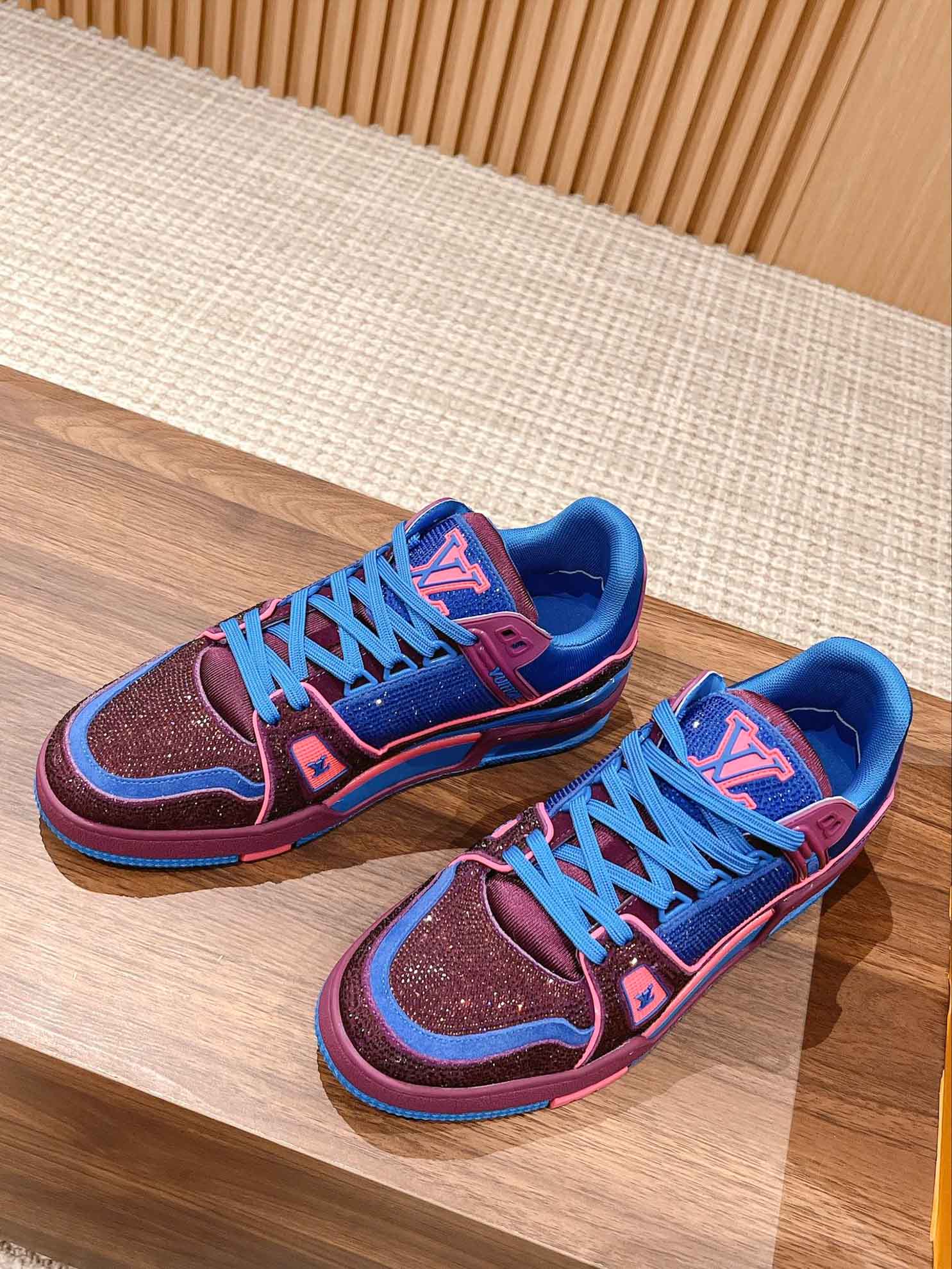 Giày Louis Vuitton LV Trainer Monogram Blue Strass