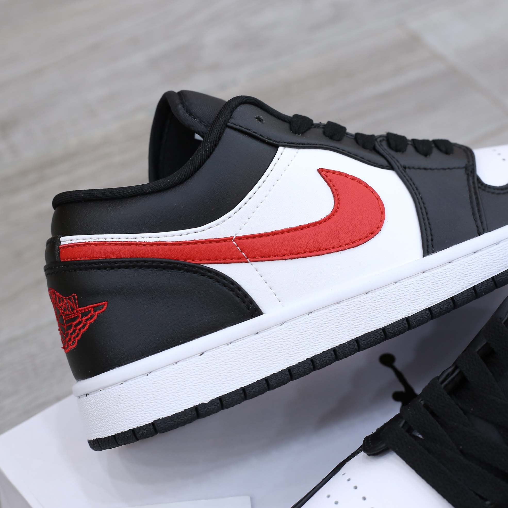 Giày Nike Air Jordan 1 Low ‘Siren Red’
