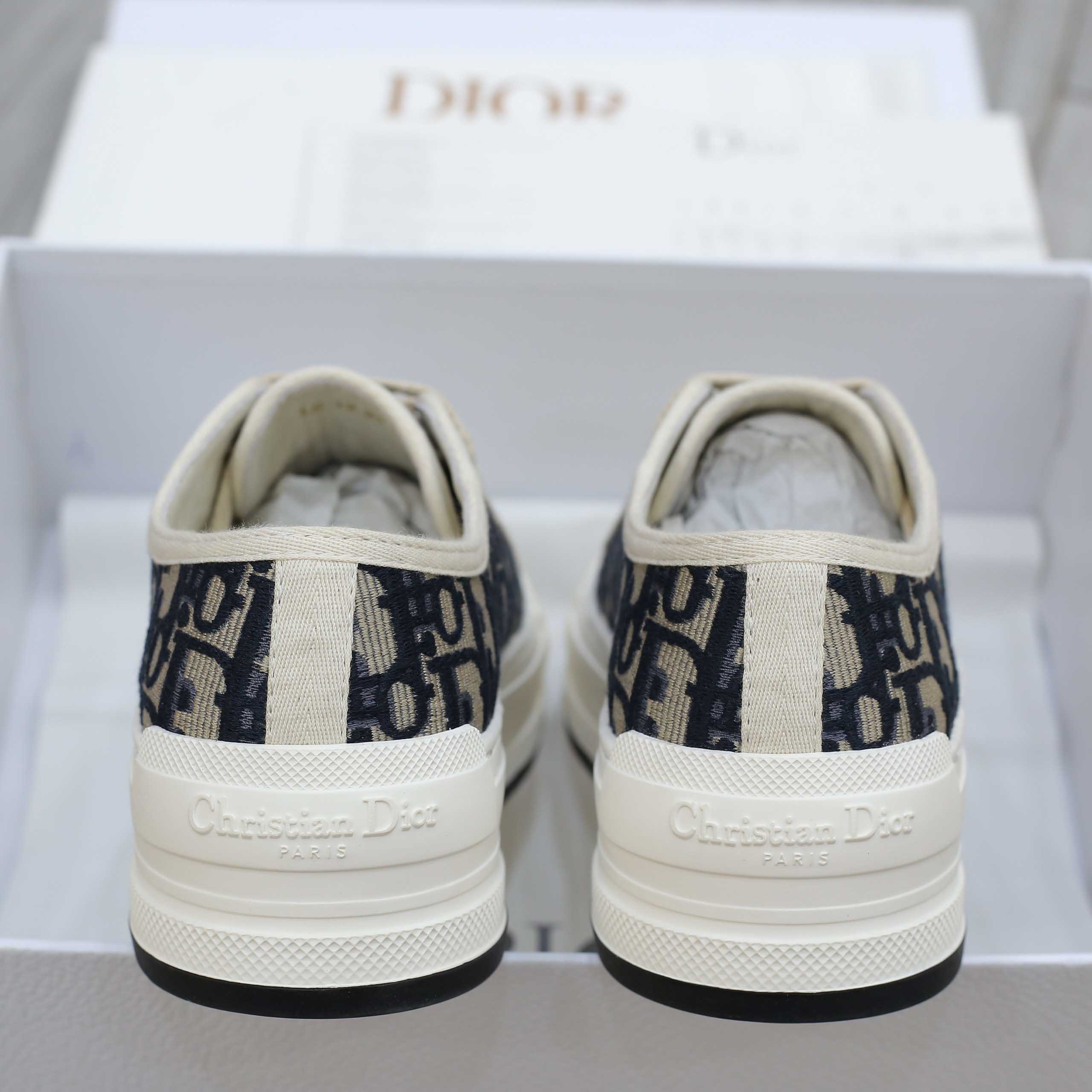 Giày WALK'N'DIOR PLATFORM Low-Top SNEAKER Deep Blue Dior Oblique Embroidered Cotton
