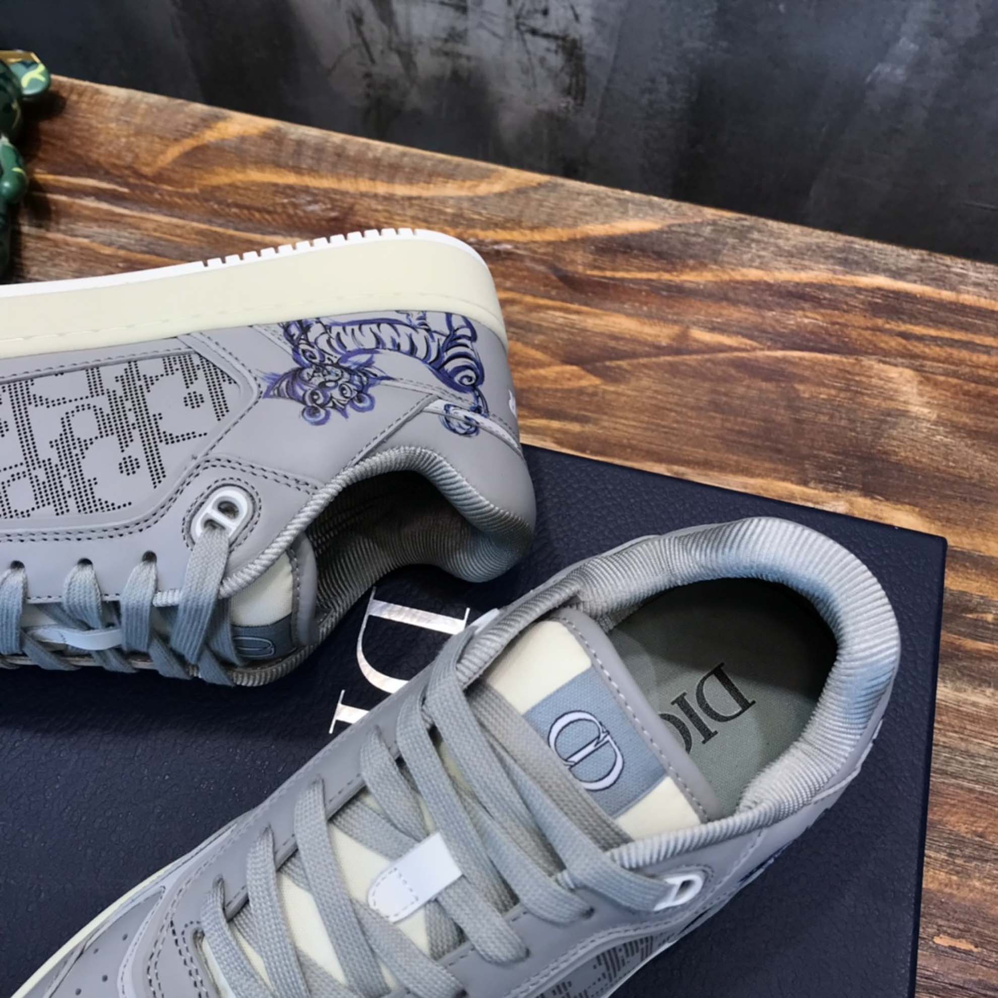 Giày Dior B27 Low Kenny Scharf Blue Tiger Print Like Auth