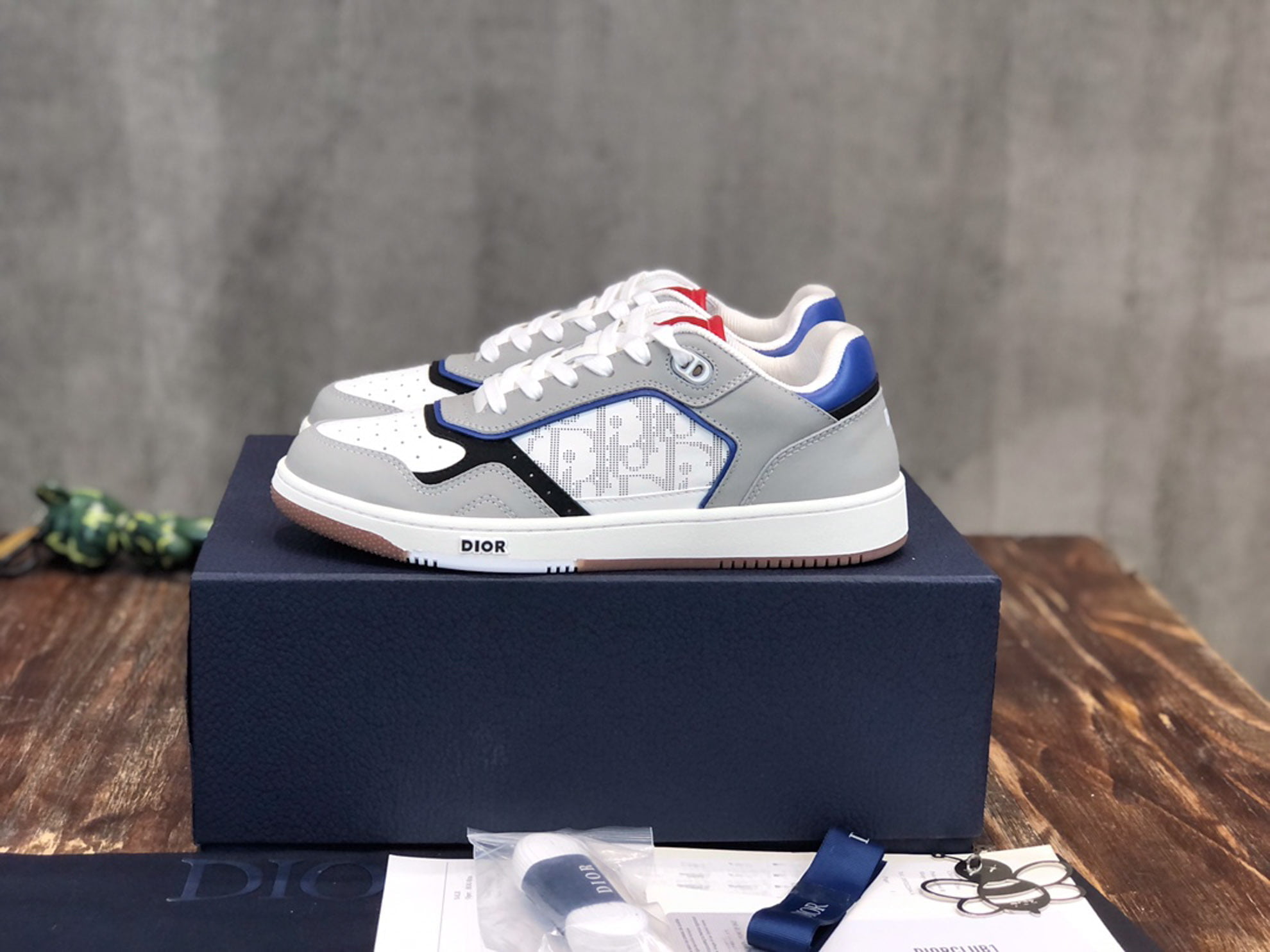 Giày Dior B27 Low ‘Oblique Galaxy Grey Blue Red’ Like Auth
