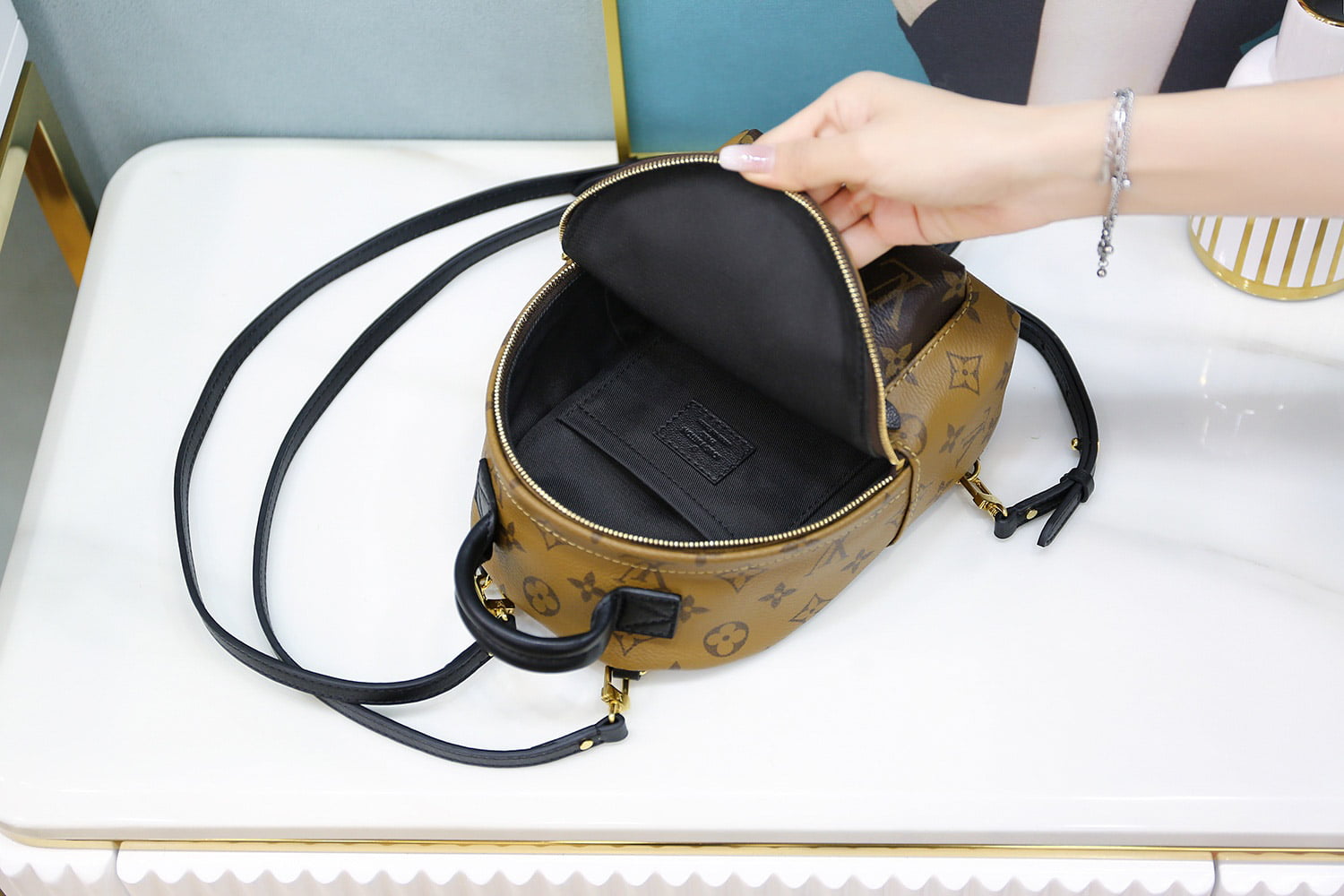 Balo Louis Vuitton 2019 Monogram Reverse Palm Springs Mini