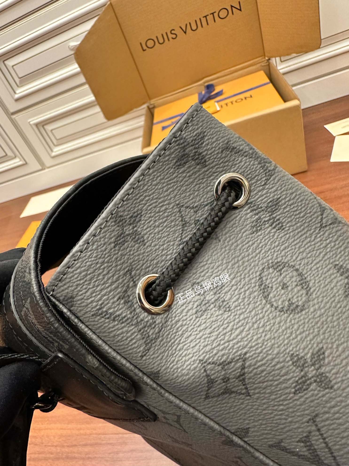 BaLo LV Christopher MM Monogram Eclipse Canvas Đen Nhạt