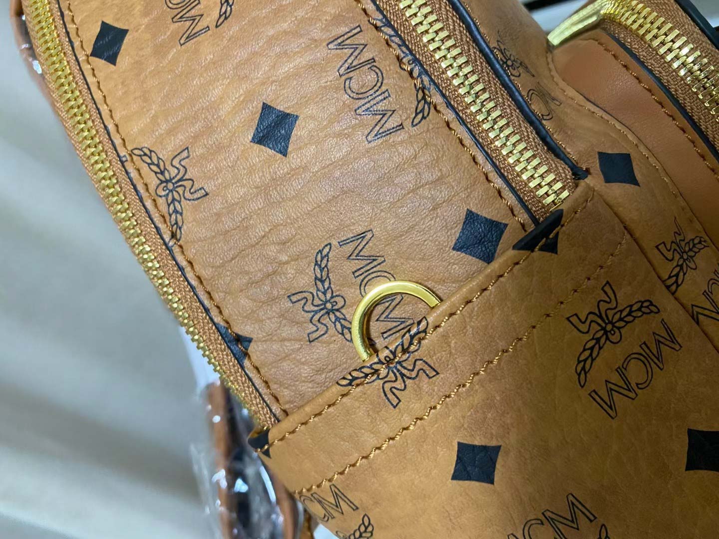 Balo MCM Stark Side Studs in Visetos Cognac