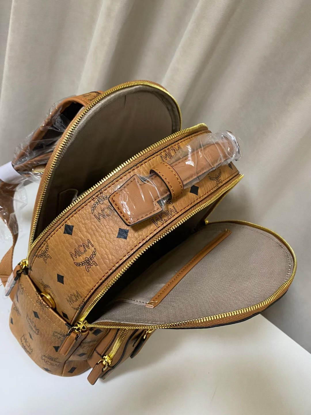 Balo MCM Stark Side Studs in Visetos Cognac