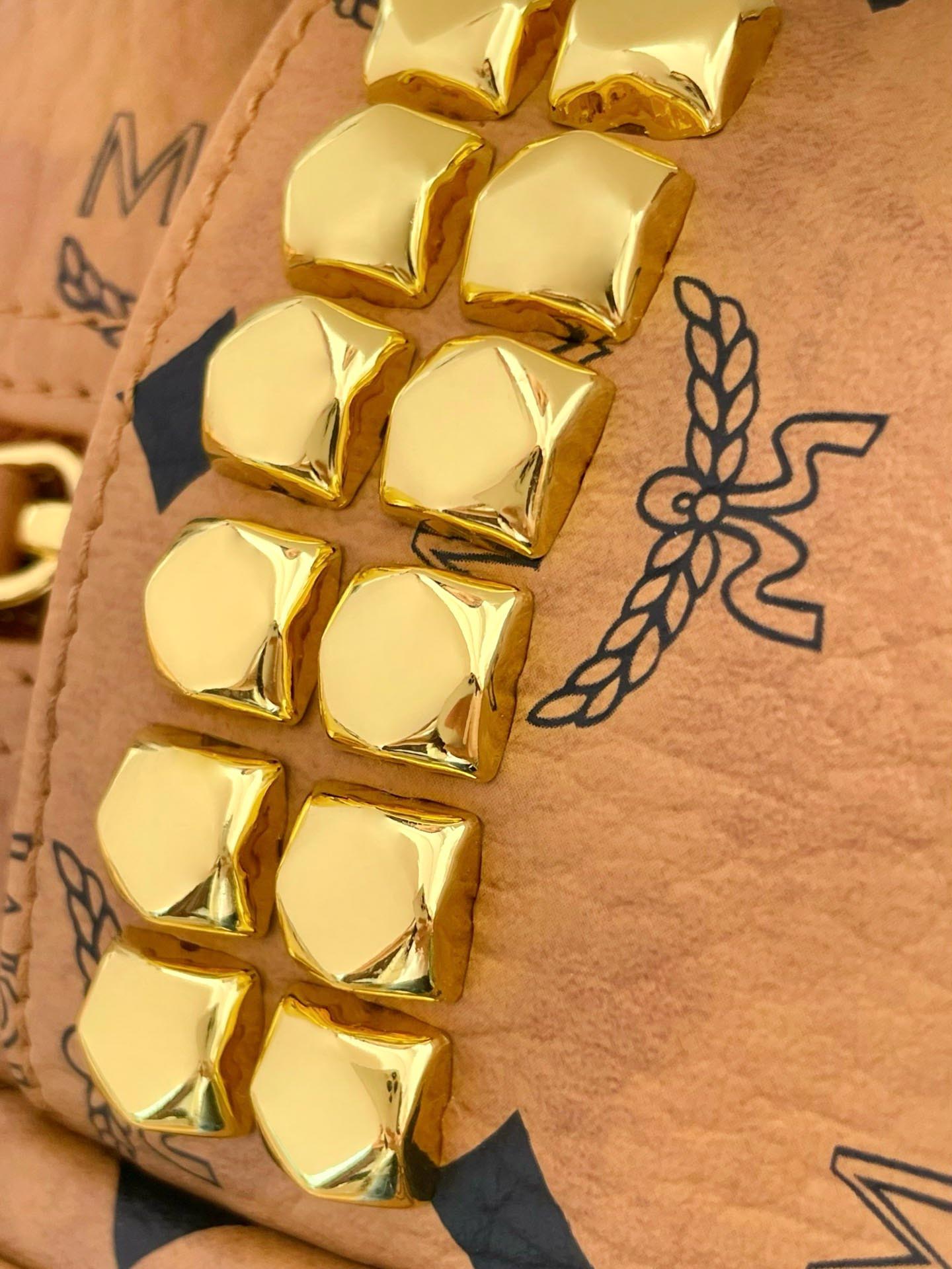 Balo MCM Stark Side Studs Visetos màu Cognac Mini