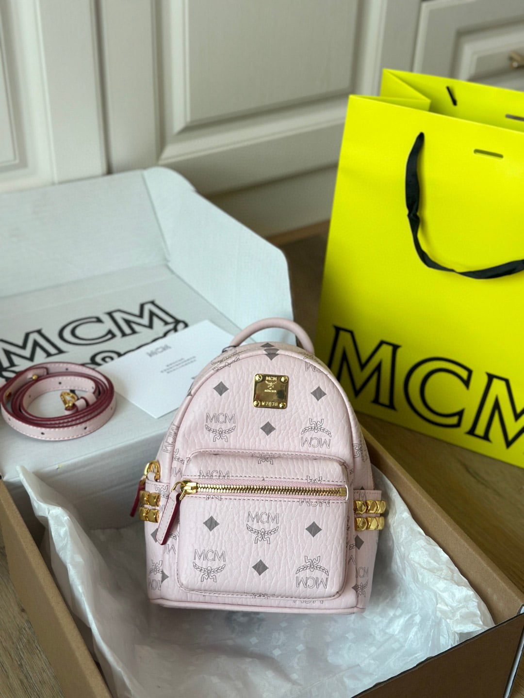 Balo MCM Stark Studs Backpack Visetos Pink Mini