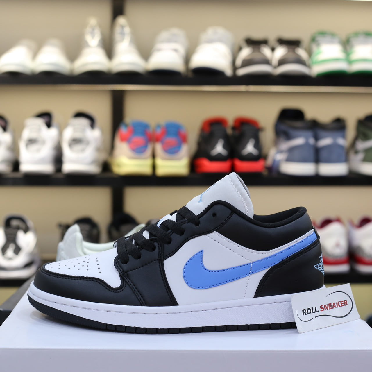 Giày Nike Wmns Air Jordan 1 Low ‘Black University Blue’ Like Auth