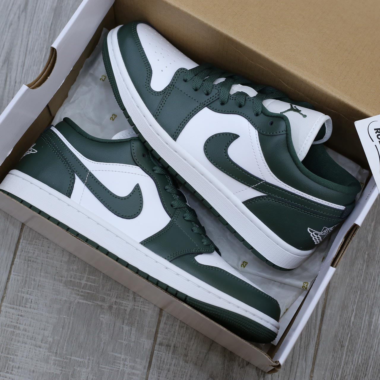 Giày Nike Air Jordan 1 Low ‘Galactic Jade’ (W) Best Quality