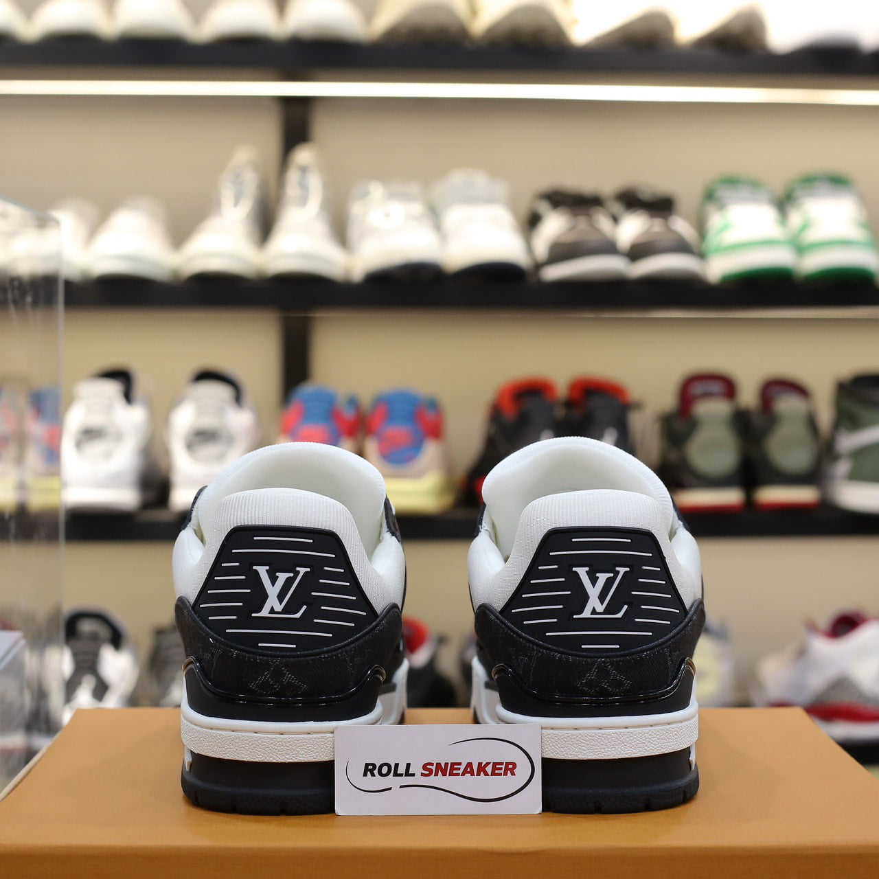 Giày Louis Vuitton LV Trainer Monogram Denim Black Best Quality