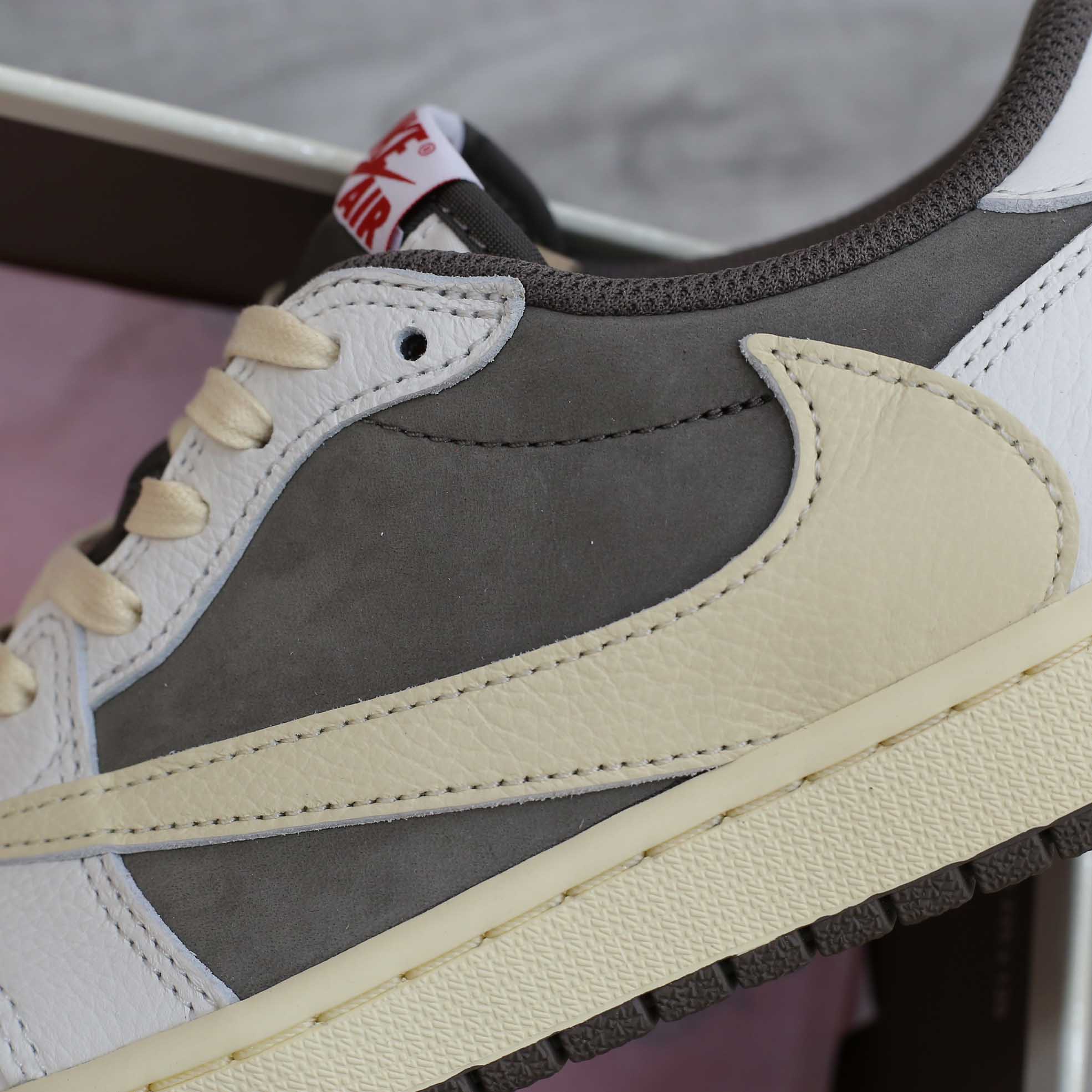 Giày Nike Air Jordan 1 Low Travis Scott ‘Reverse Mocha’ Best Quality