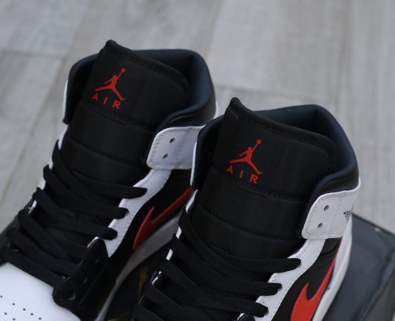 Giày Nike Air Jordan 1 Mid Black Chile Red White Best Quality