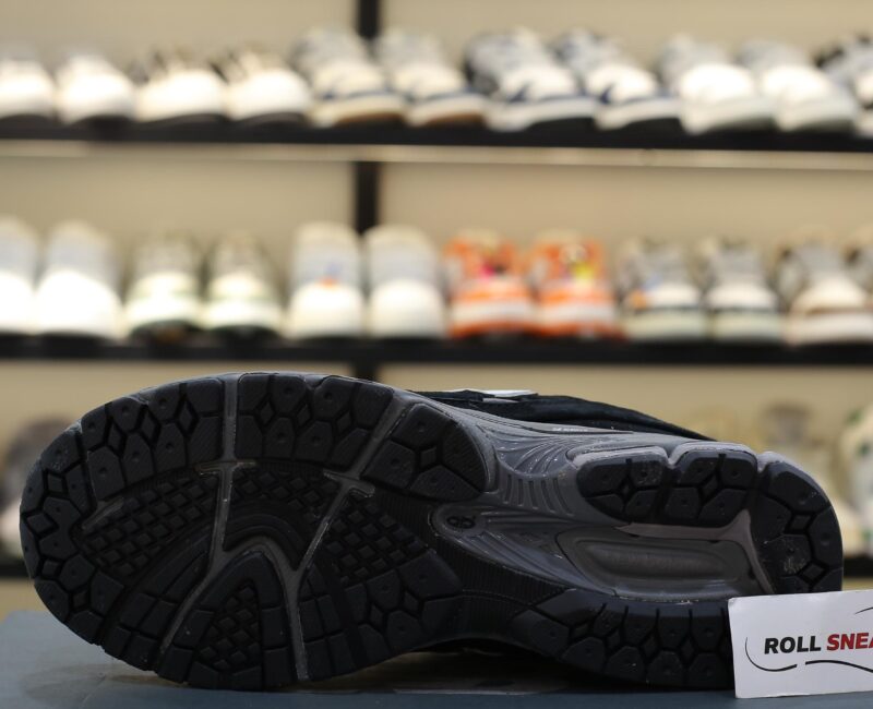 Giày New Balance 2002R ‘Black Dark’ Like Auth