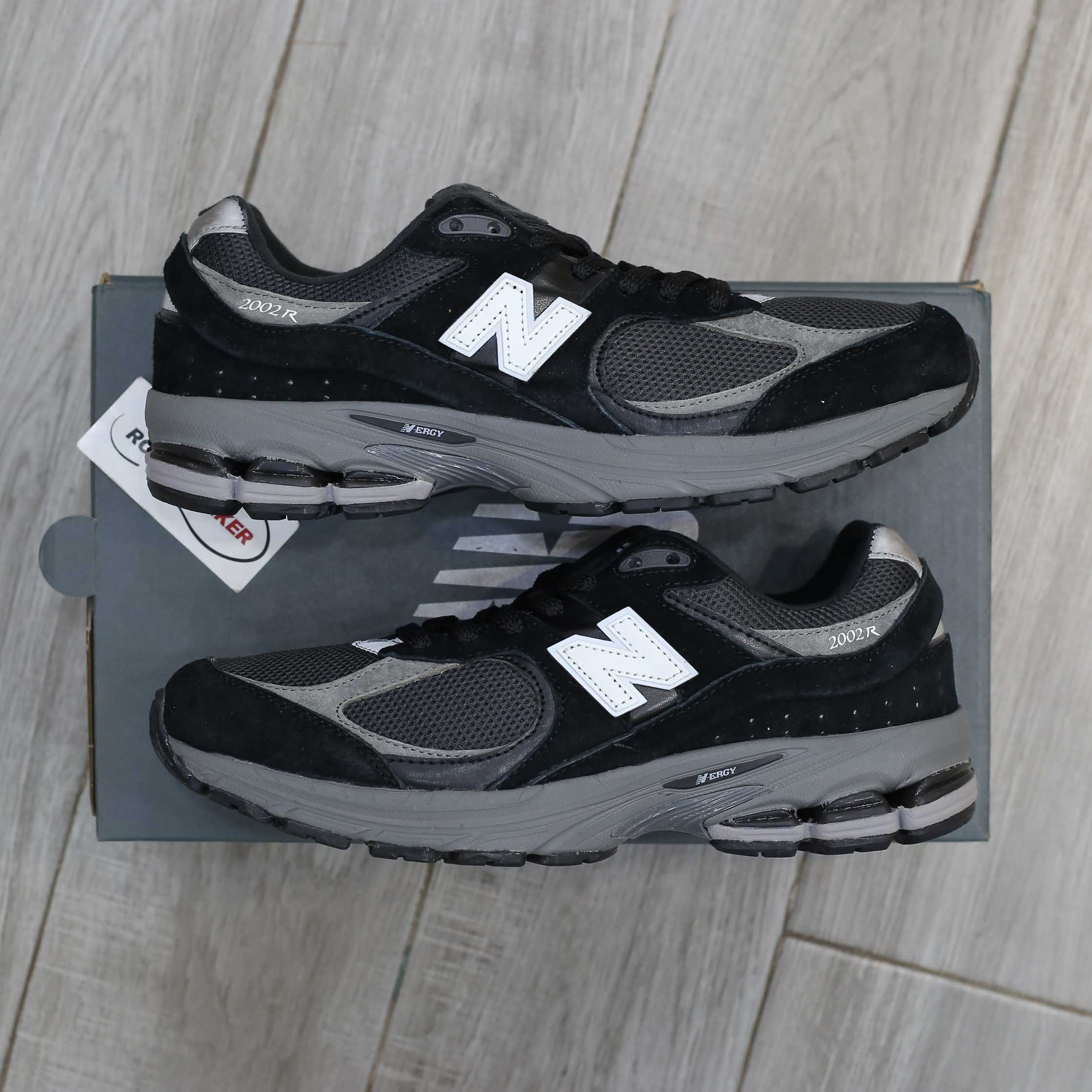 Giày New Balance 2002R ‘Black Dark’ Like Auth