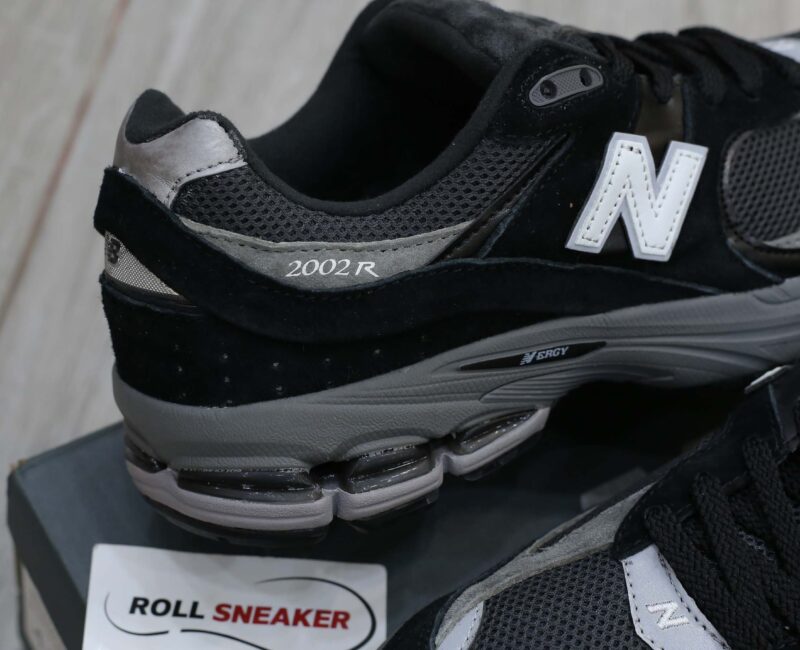 Giày New Balance 2002R ‘Black Dark’ Like Auth