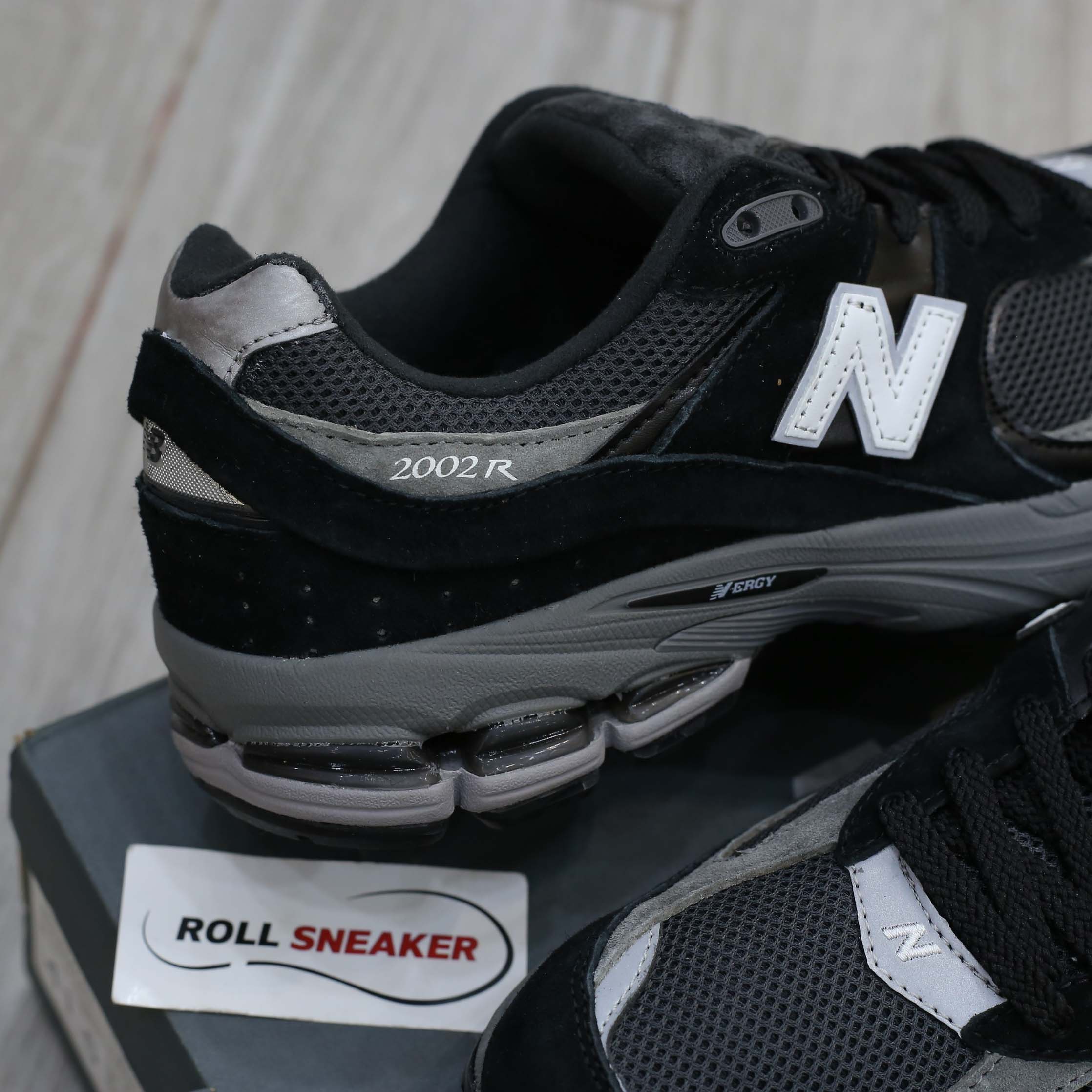 Giày New Balance 2002R ‘Black Dark’ Like Auth