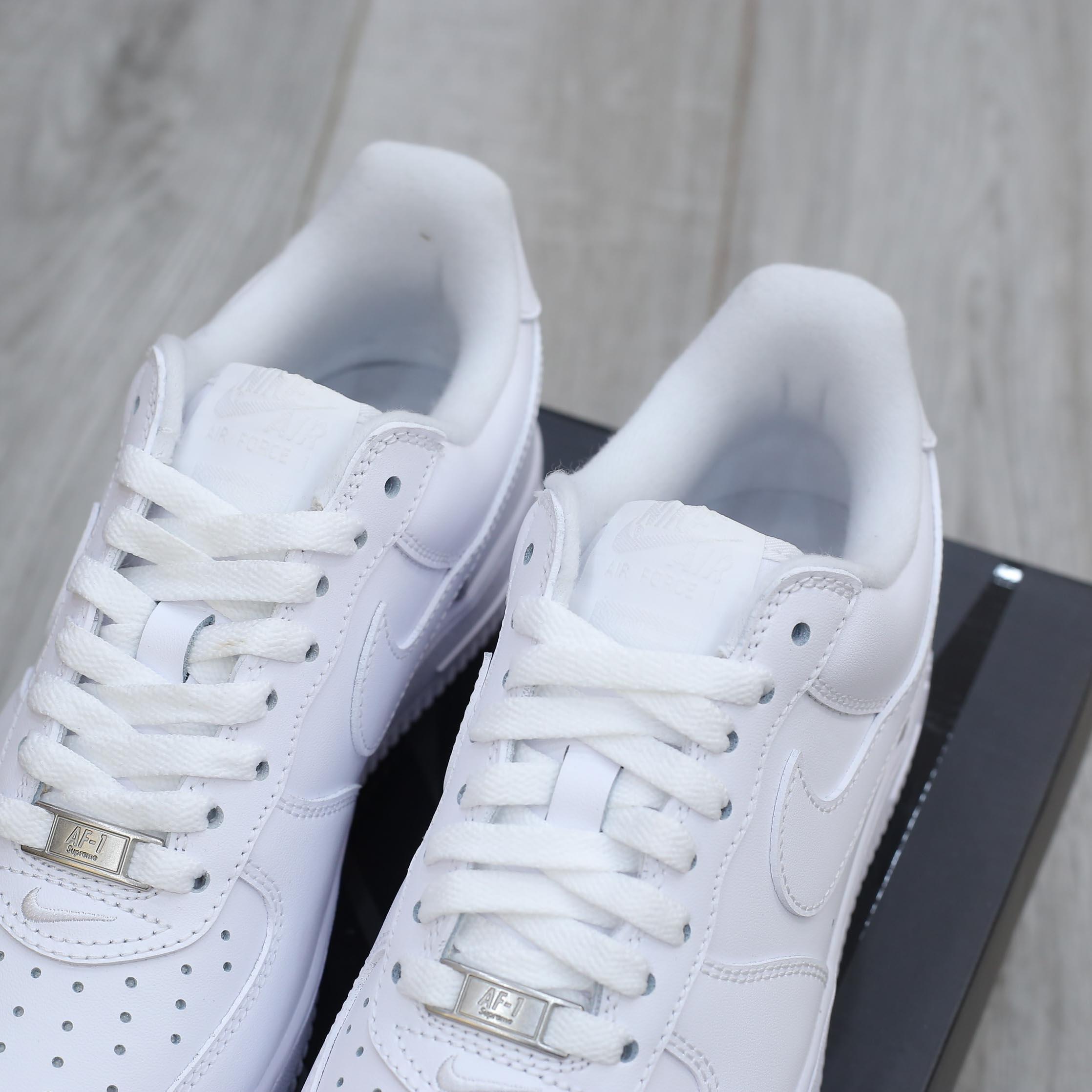 Giày Nike Air Force 1 Low Supreme White Best Quality