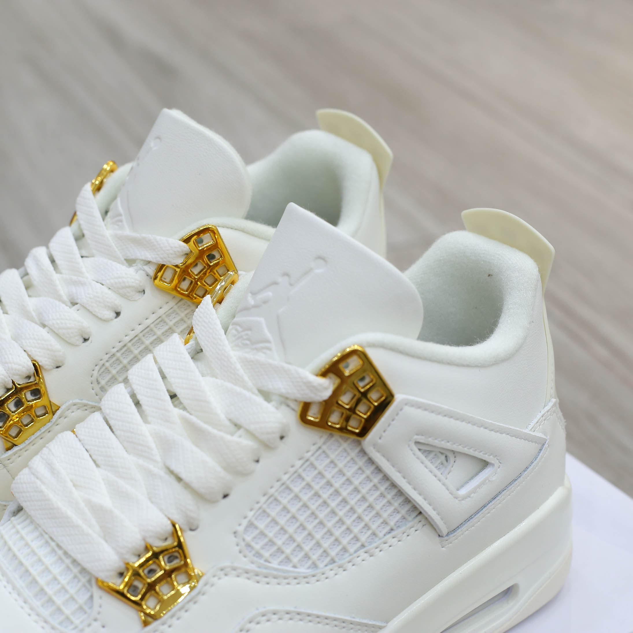 Giày Nike Air Jordan 4 Sail Metallic Gold Like Auth