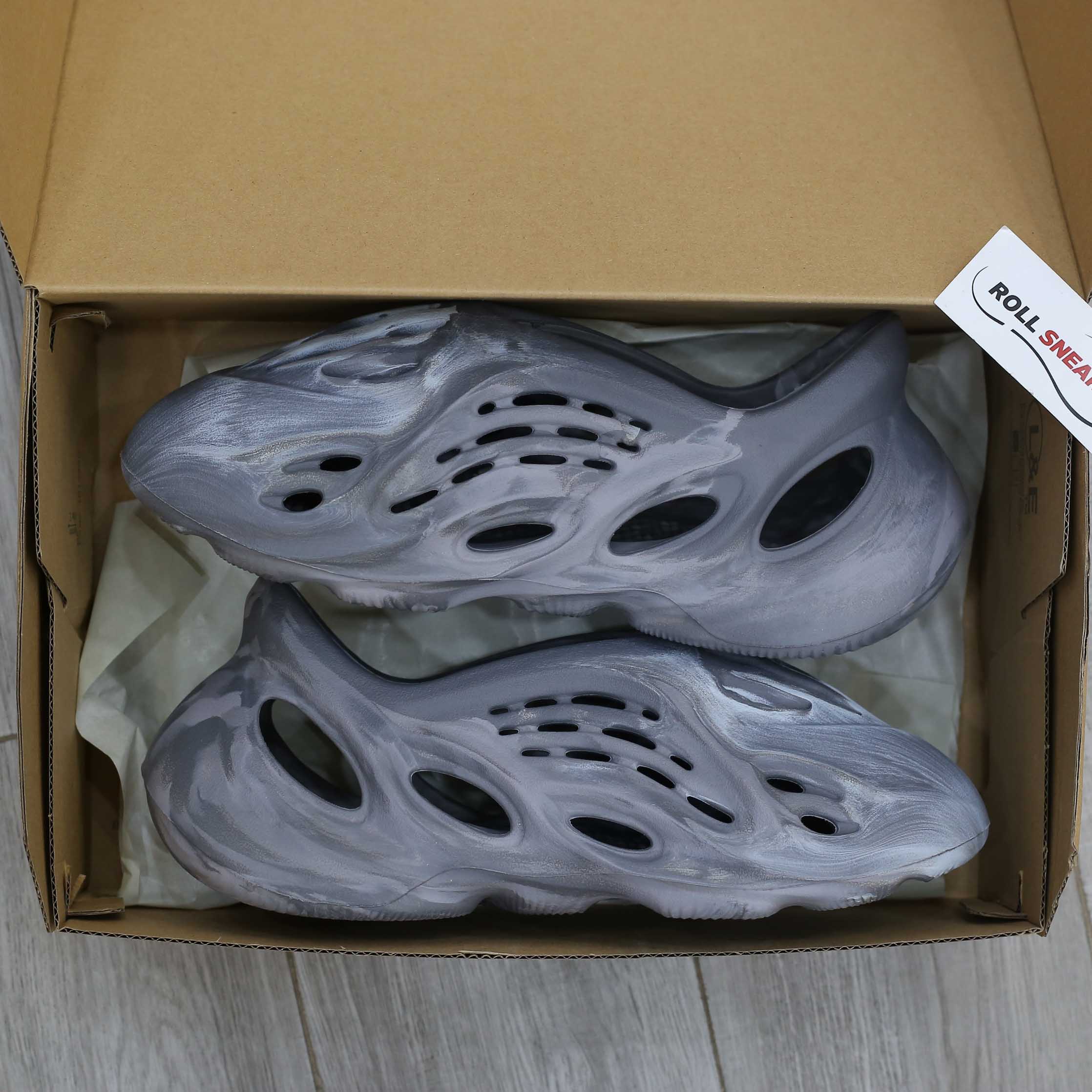 Giày Yeezy Foam Runner ‘MX Granite’ 2024 Like Auth