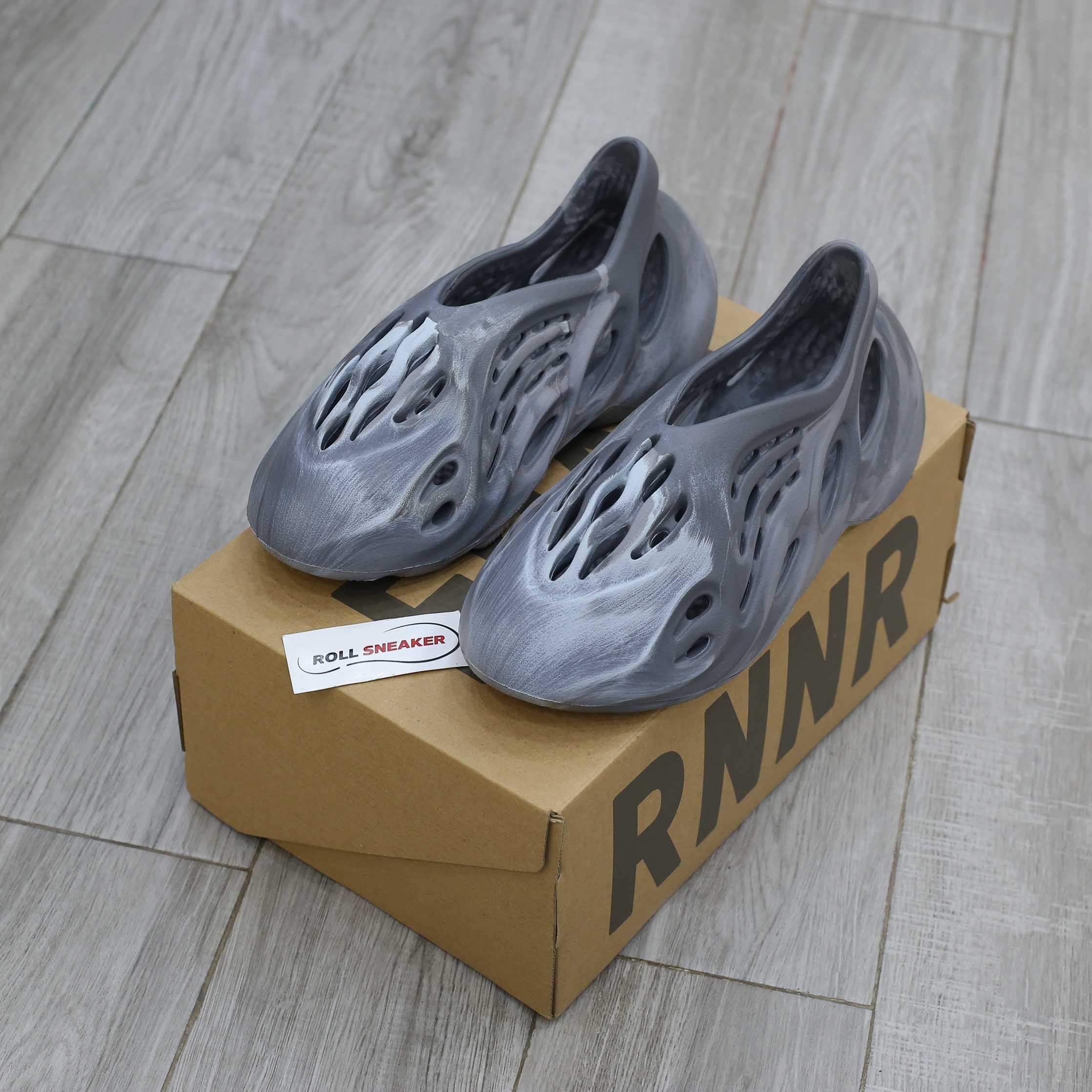 Giày Yeezy Foam Runner ‘MX Granite’ 2024 Like Auth