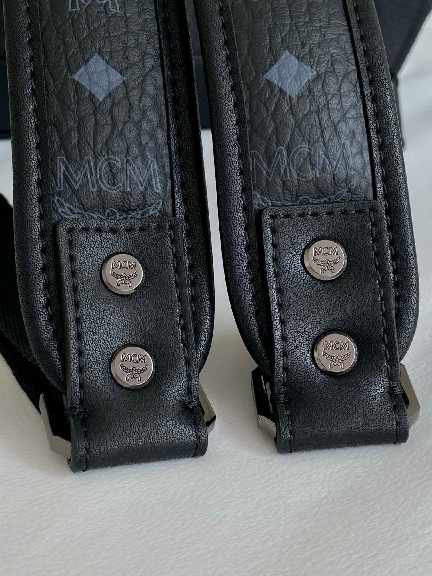 Balo MCM Stark Side Studs in Visetos Black Medium Best Quality