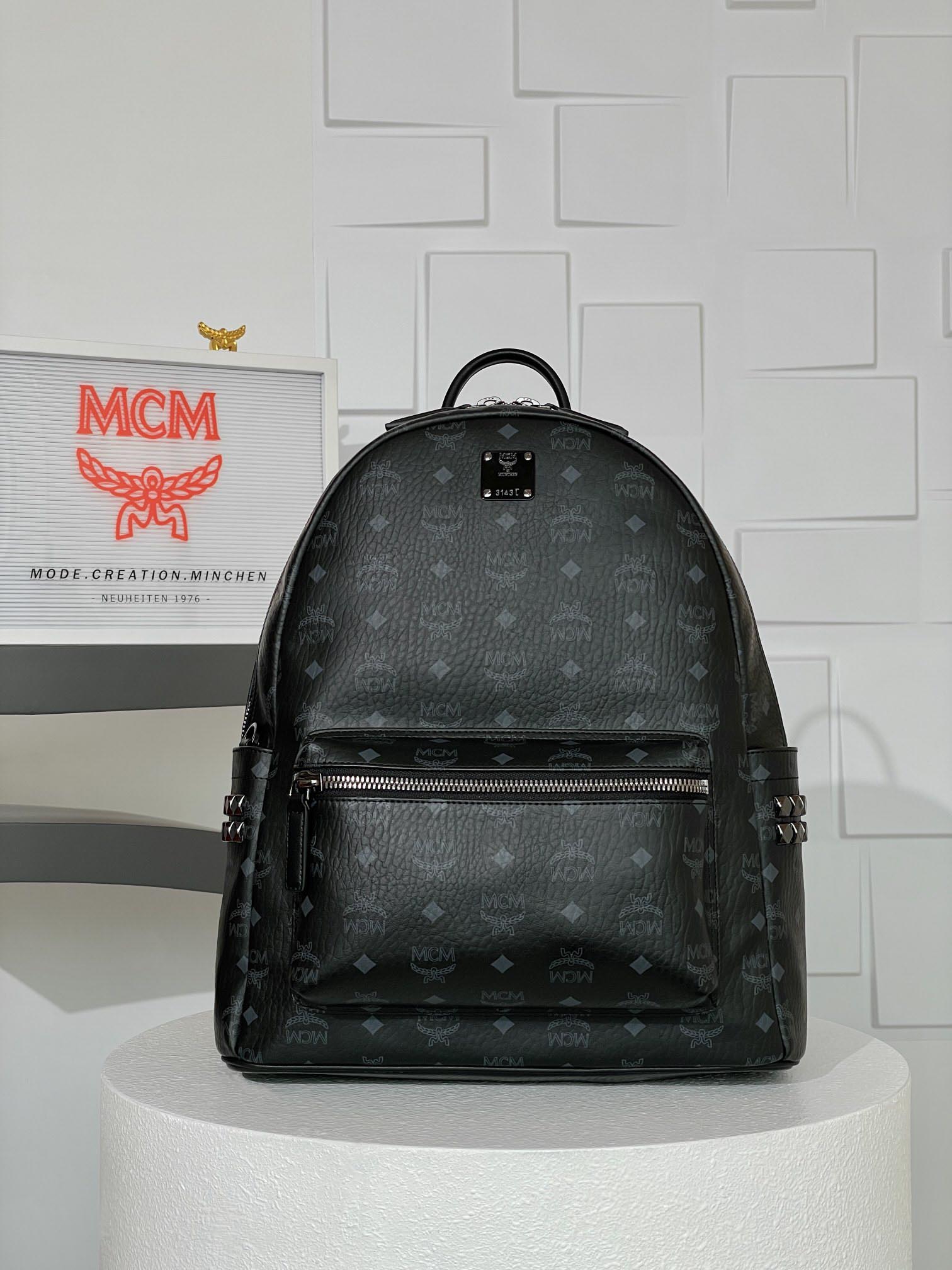 Balo MCM Stark Side Studs in Visetos Black Medium Best Quality