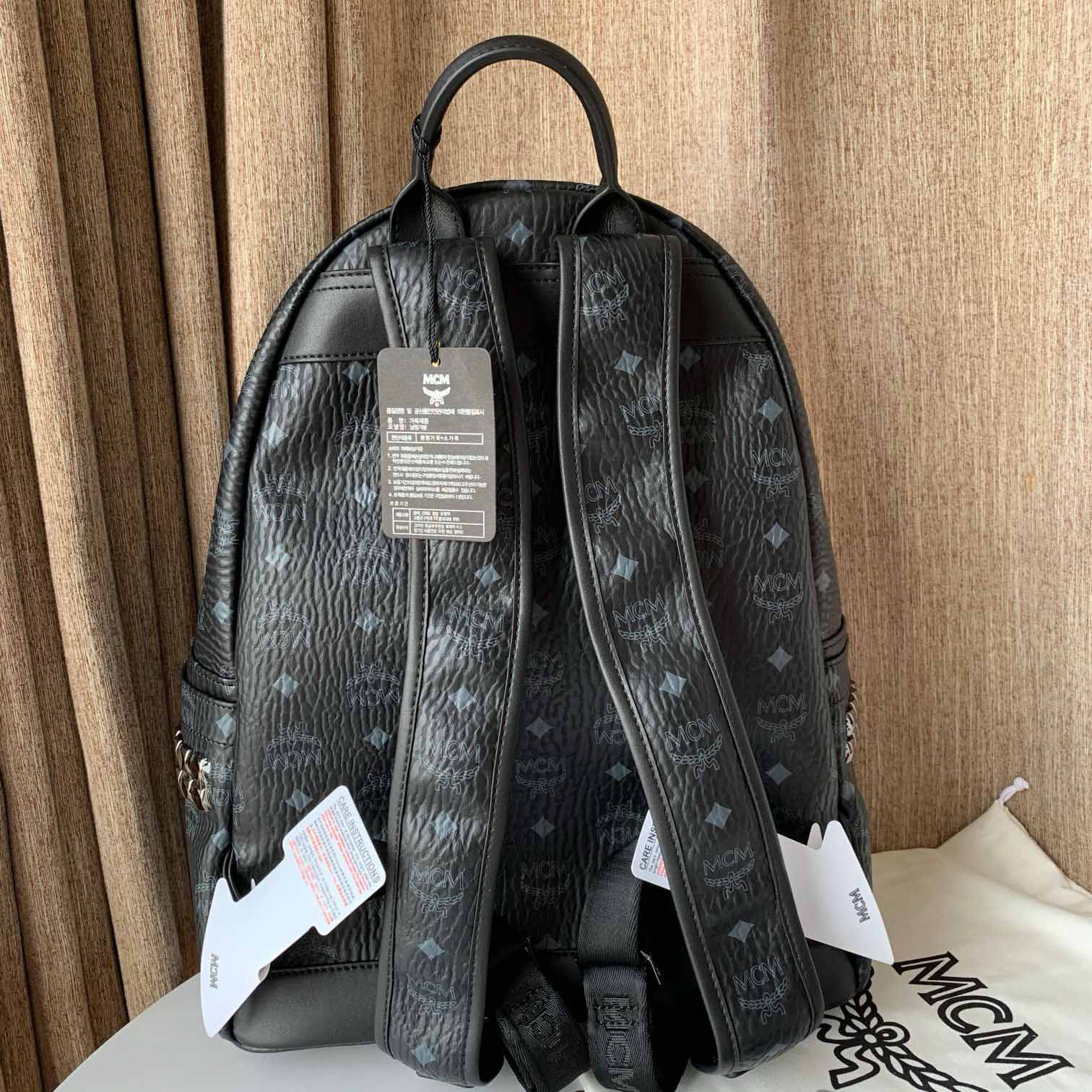 Balo MCM Stark Side Studs in Visetos Black Medium Like Auth