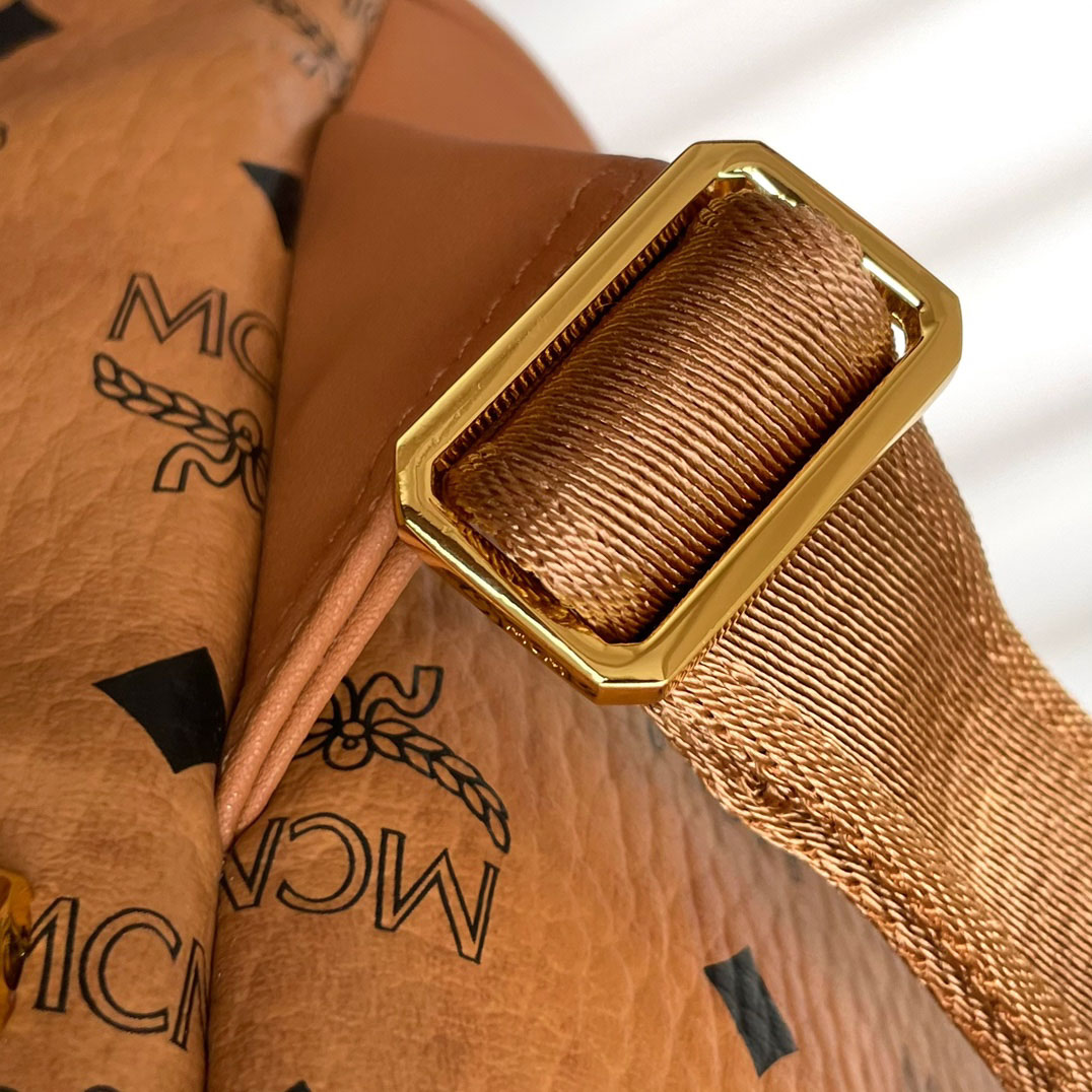 Balo MCM Stark Side Studs Visetos màu Cognac Medium Best Quality