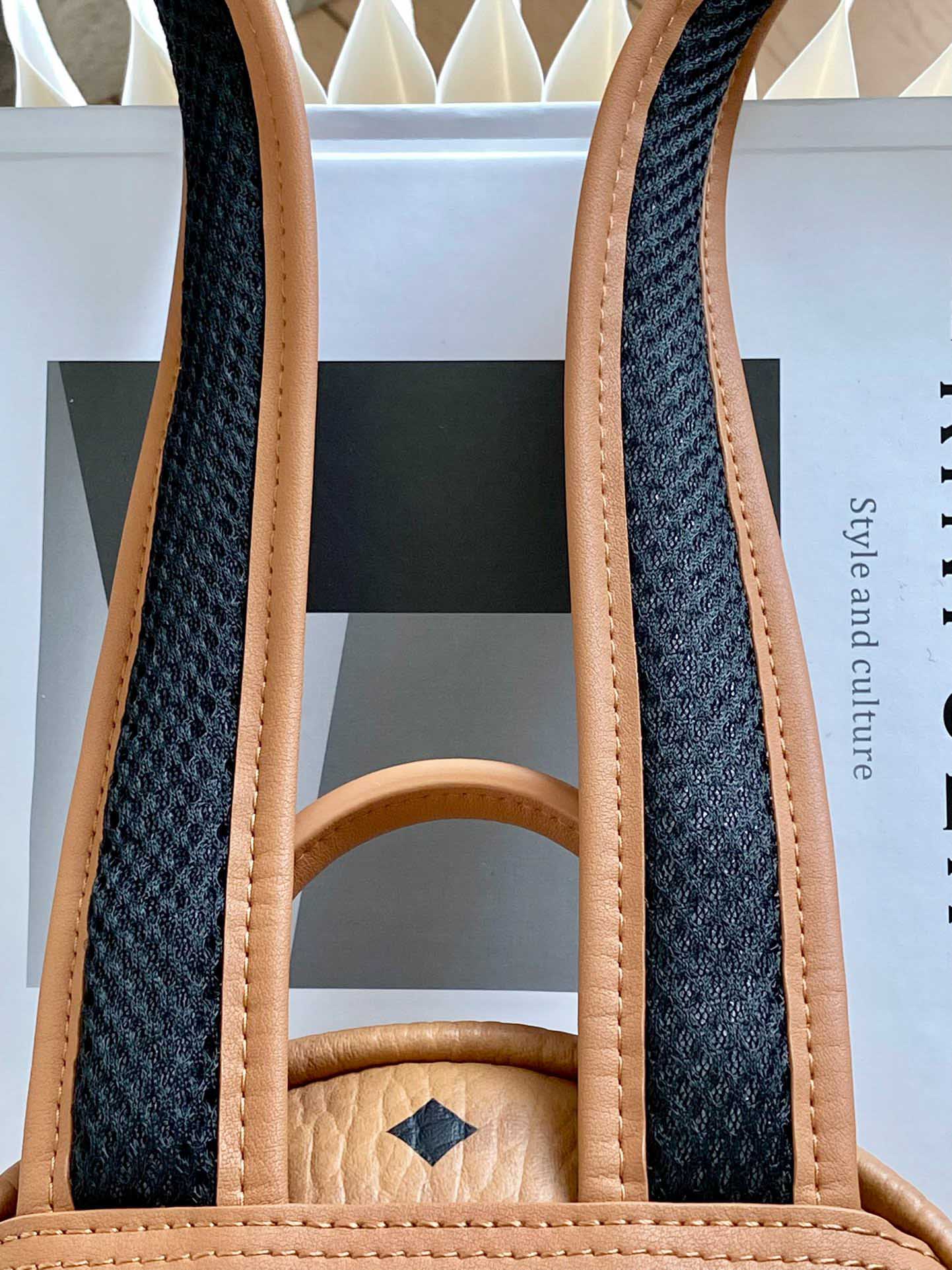Balo MCM Stark Side Studs Visetos màu Cognac Mini Best Quality