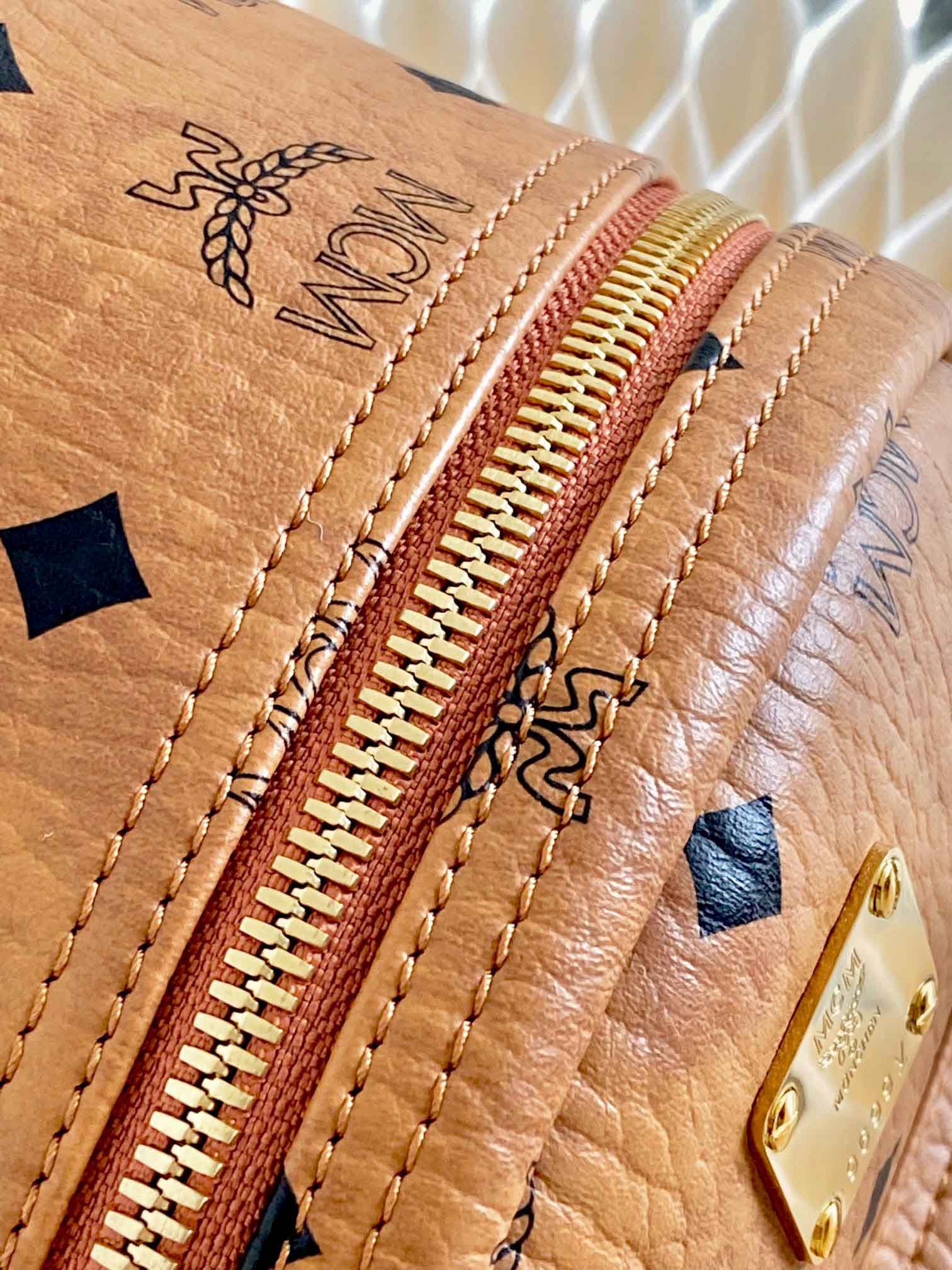 Balo MCM Stark Side Studs Visetos màu Cognac Mini Best Quality