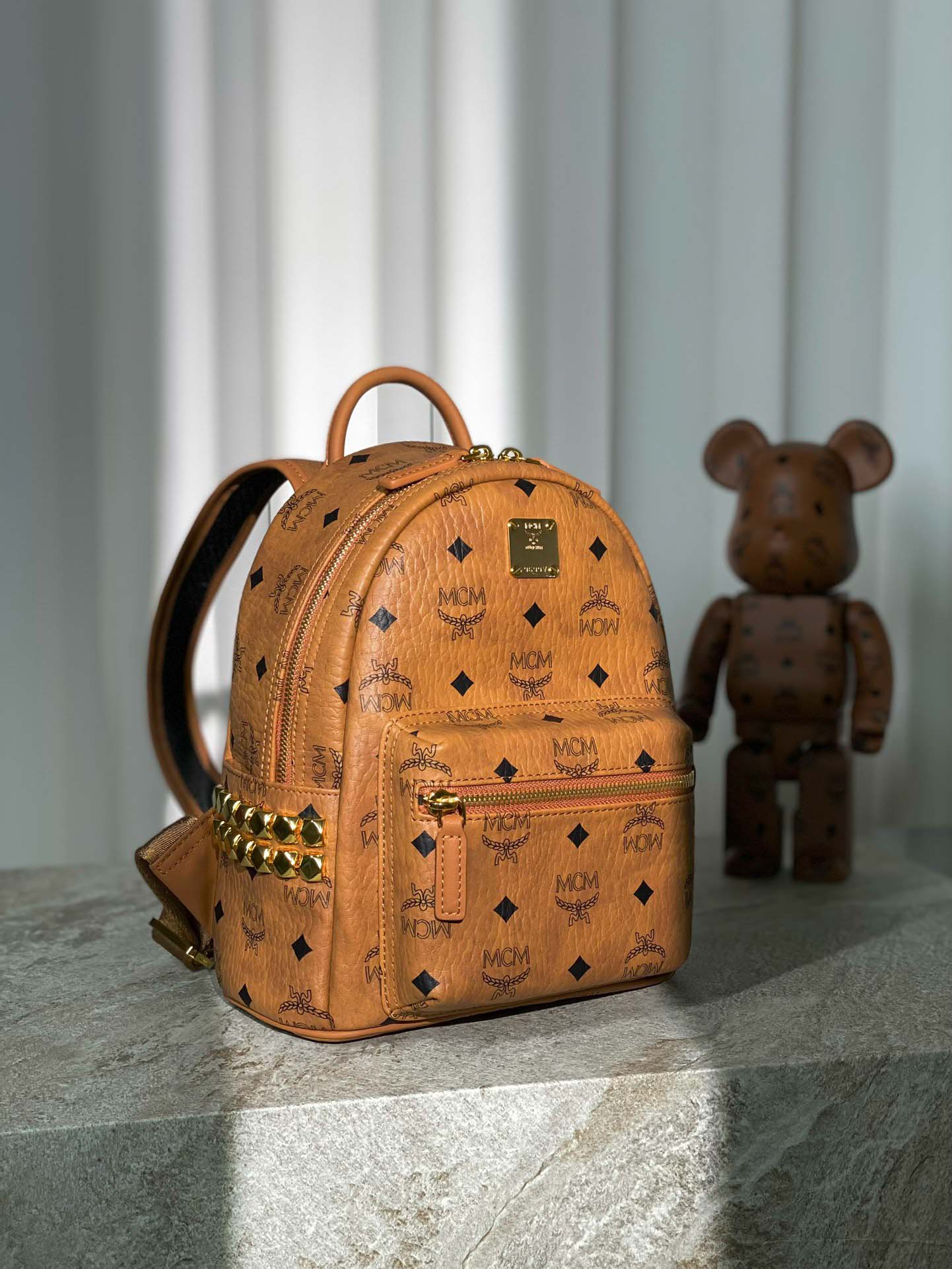 Balo MCM Stark Side Studs Visetos màu Cognac Mini Best Quality