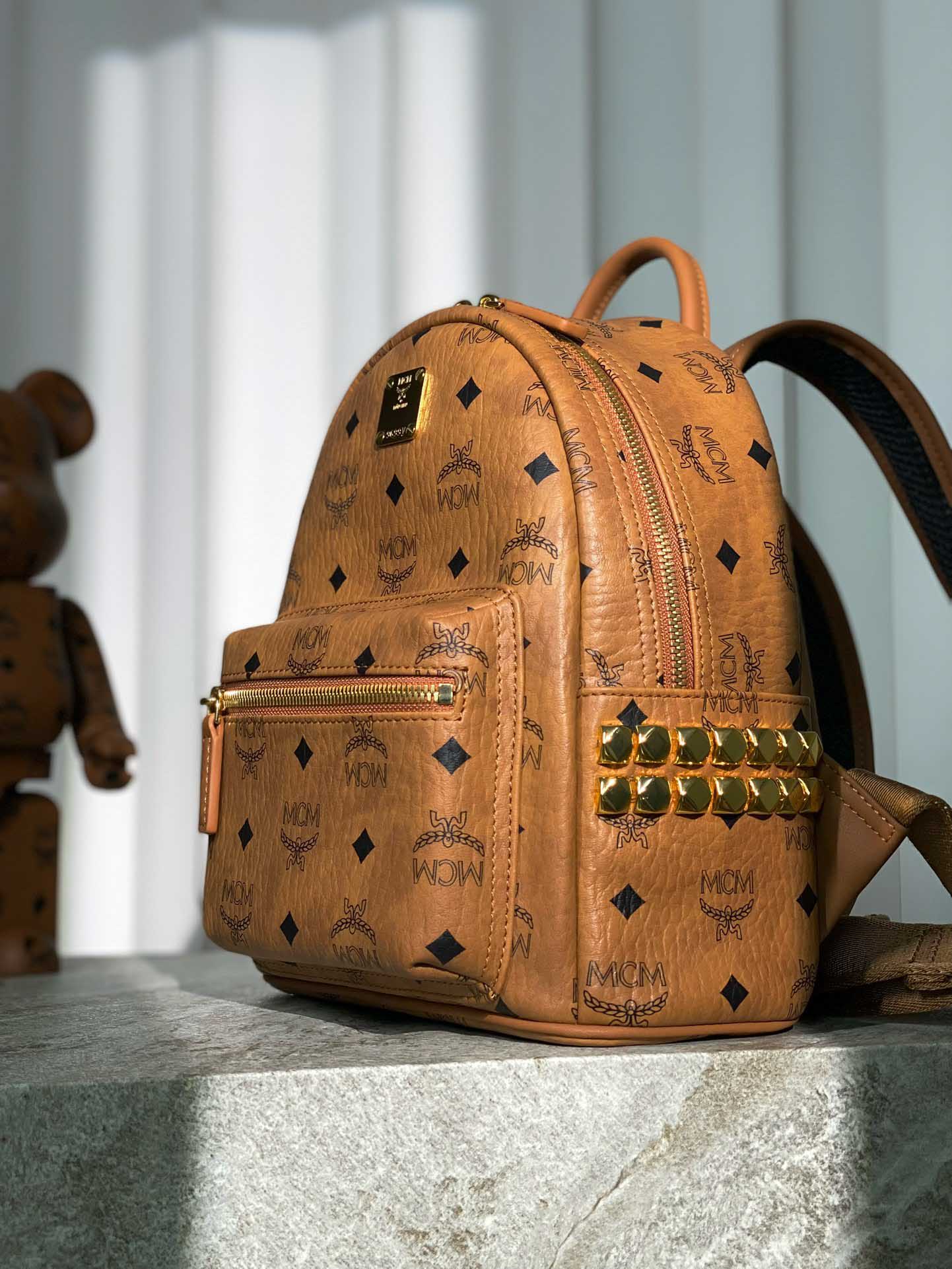 Balo MCM Stark Side Studs Visetos màu Cognac Mini Best Quality