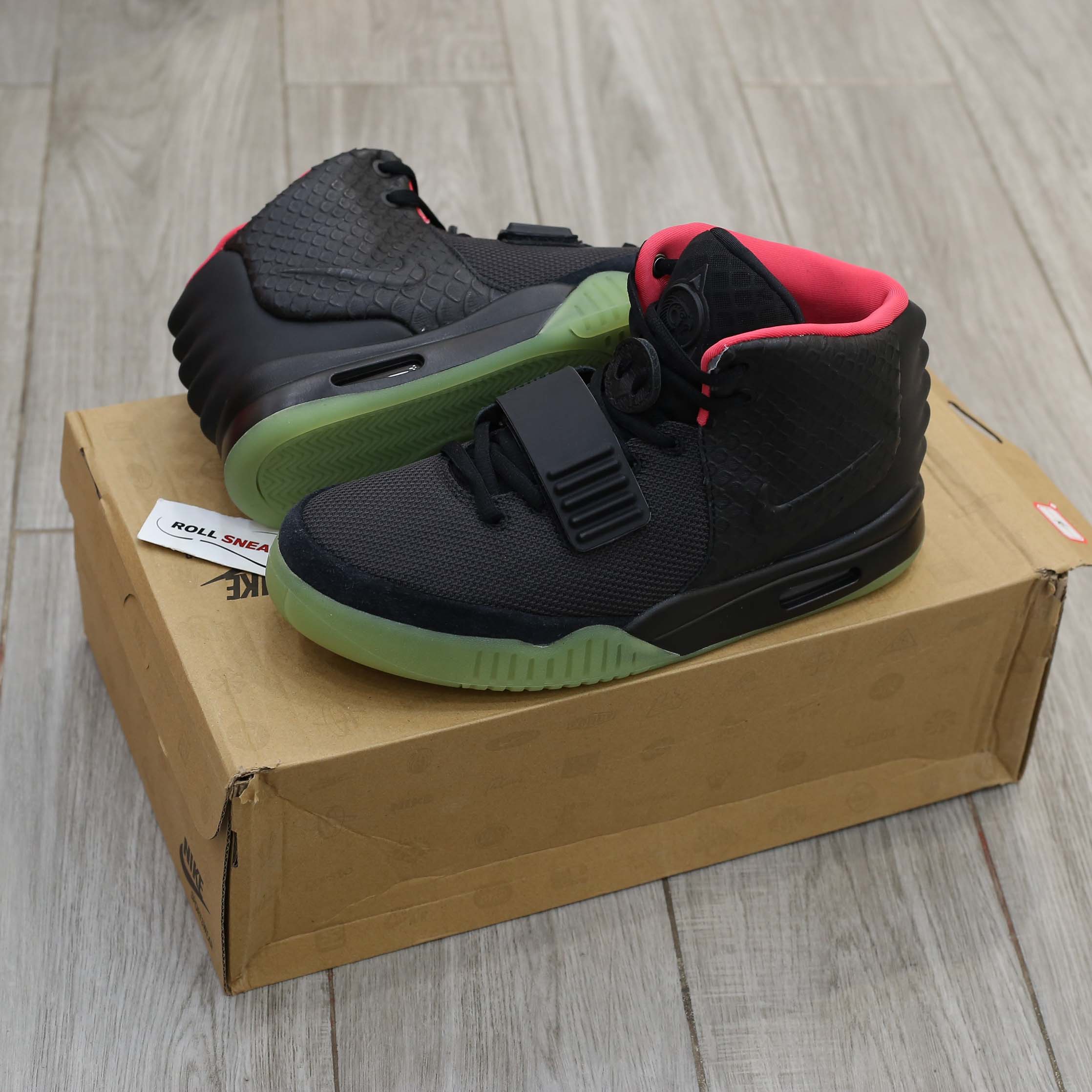 Giày Nike Air Yeezy 2 Solar Red Men's Best Quality