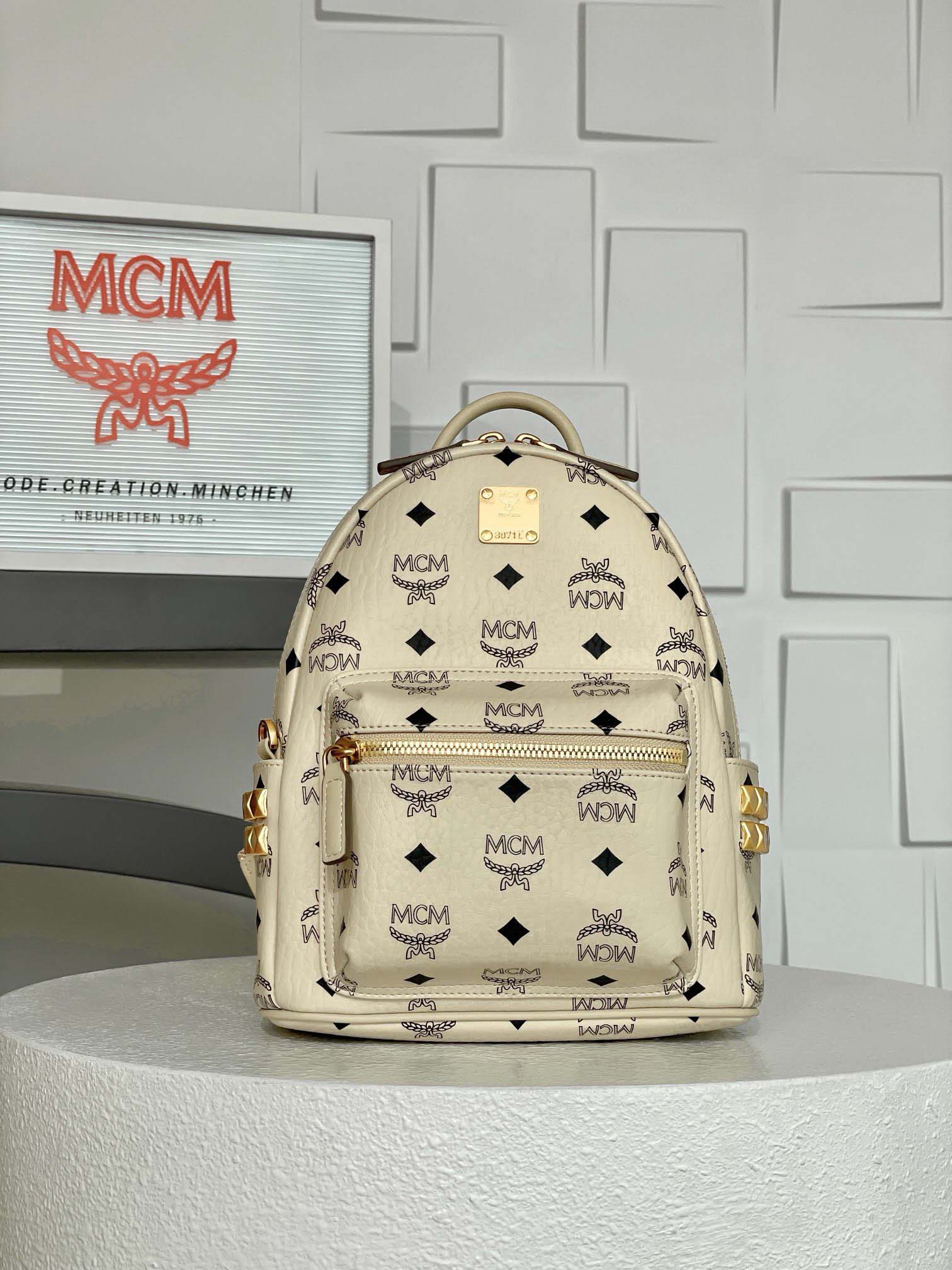 Balo MCM Stark Side Studs White Mini Best Quality