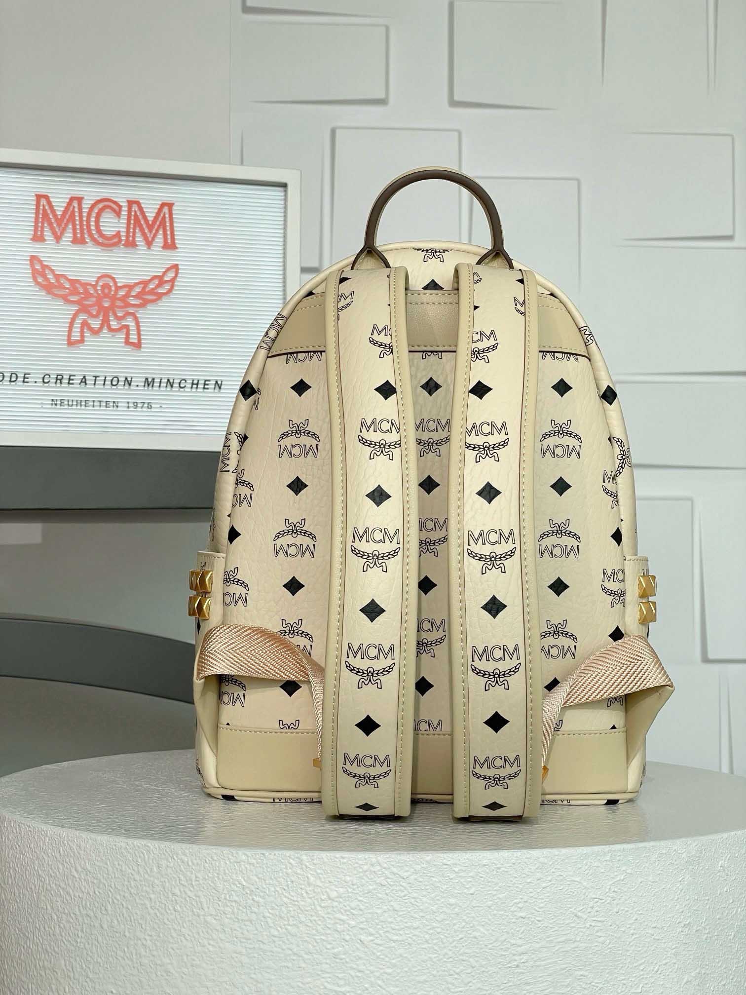 Balo MCM Stark Side Studs White Small Best Quality