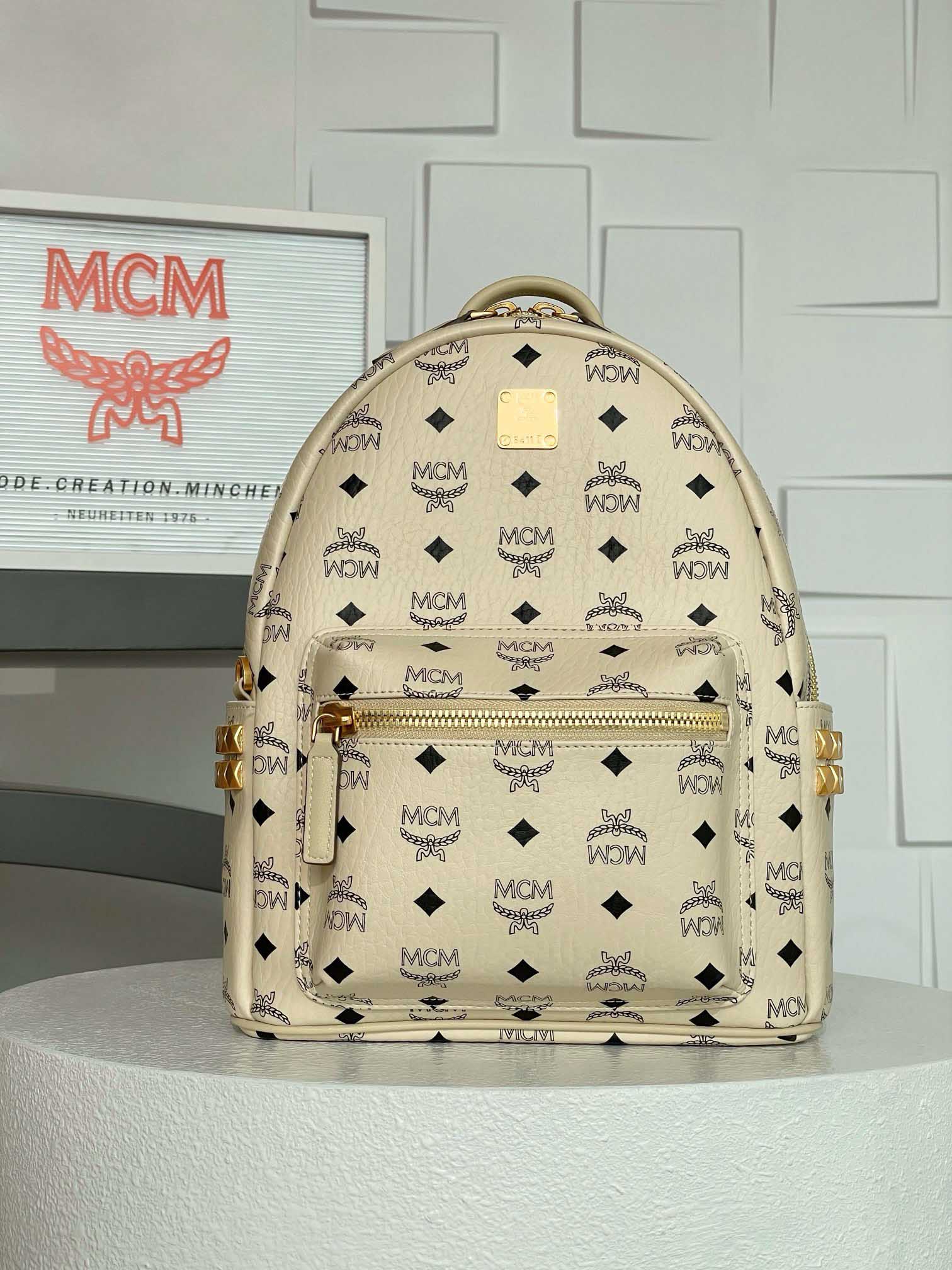 Balo MCM Stark Side Studs White Small Best Quality