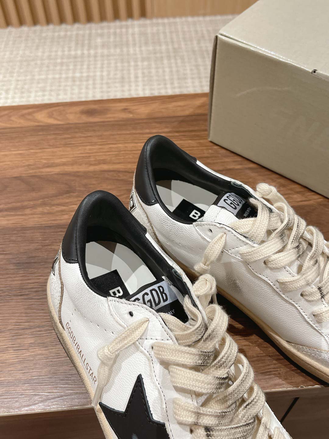 Giày Golden Goose Ball Star White Black Best Quality