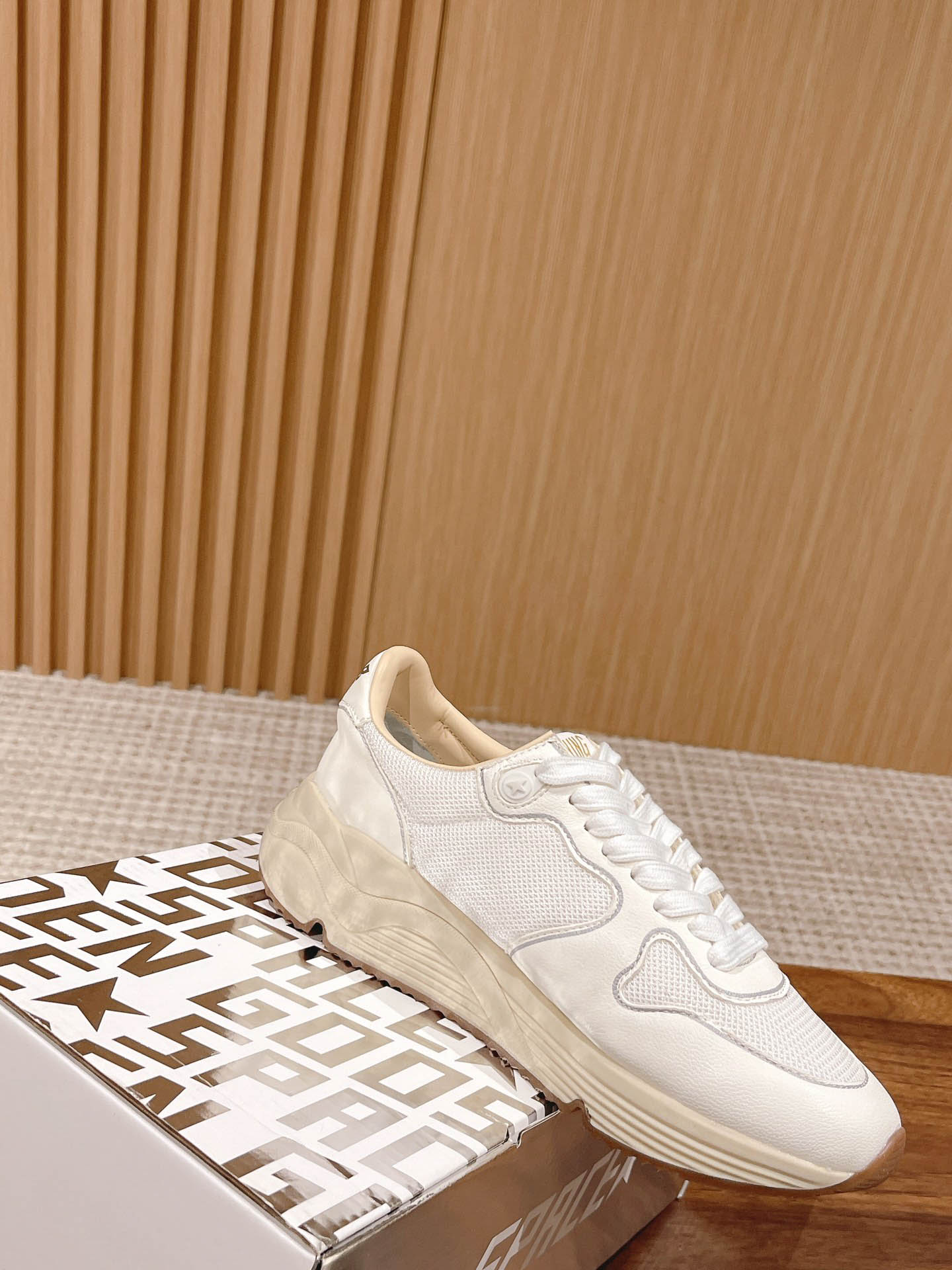 Giày Golden Goose Running Sole White Best Quality
