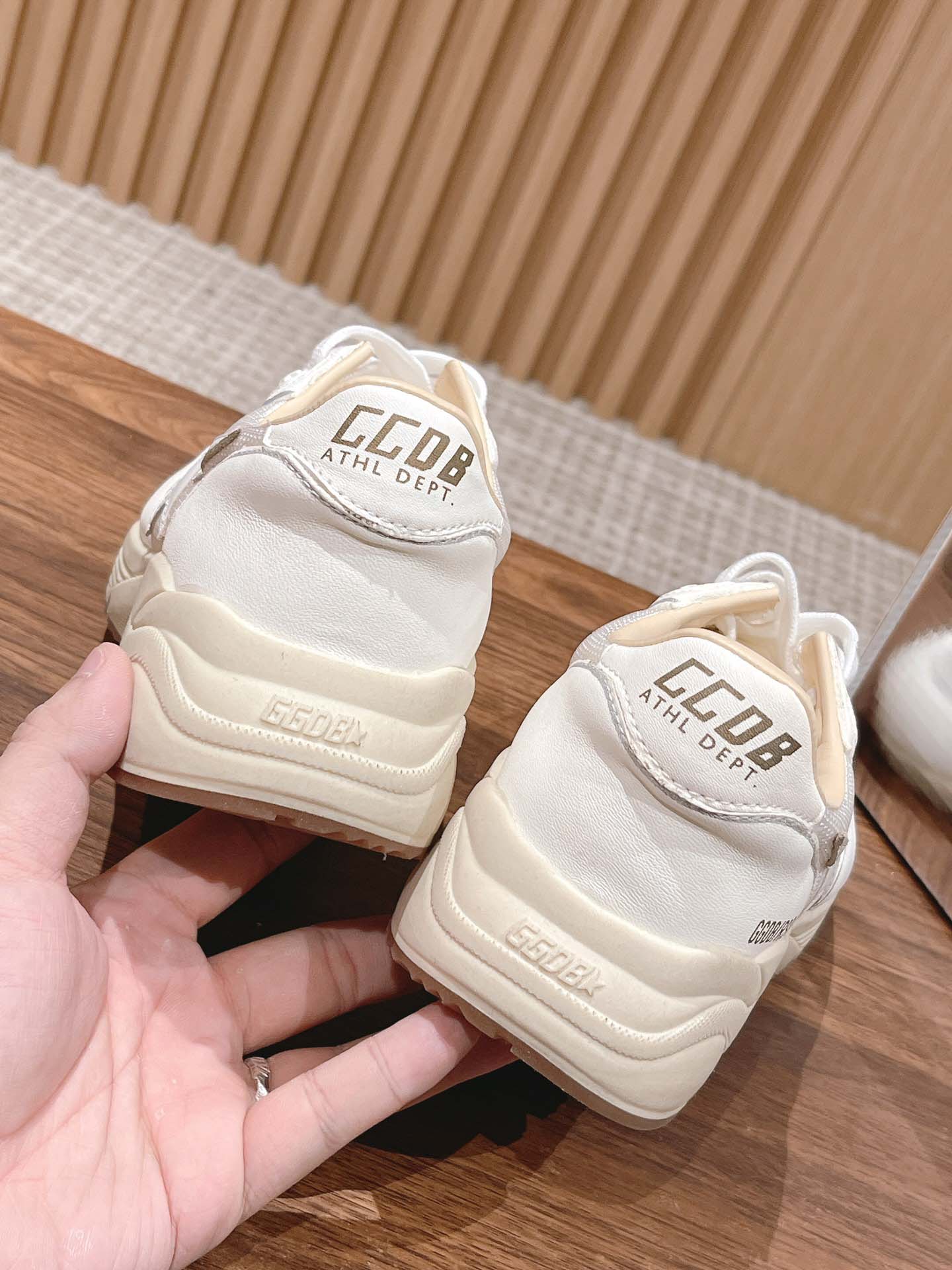 Giày Golden Goose Running Sole White Best Quality