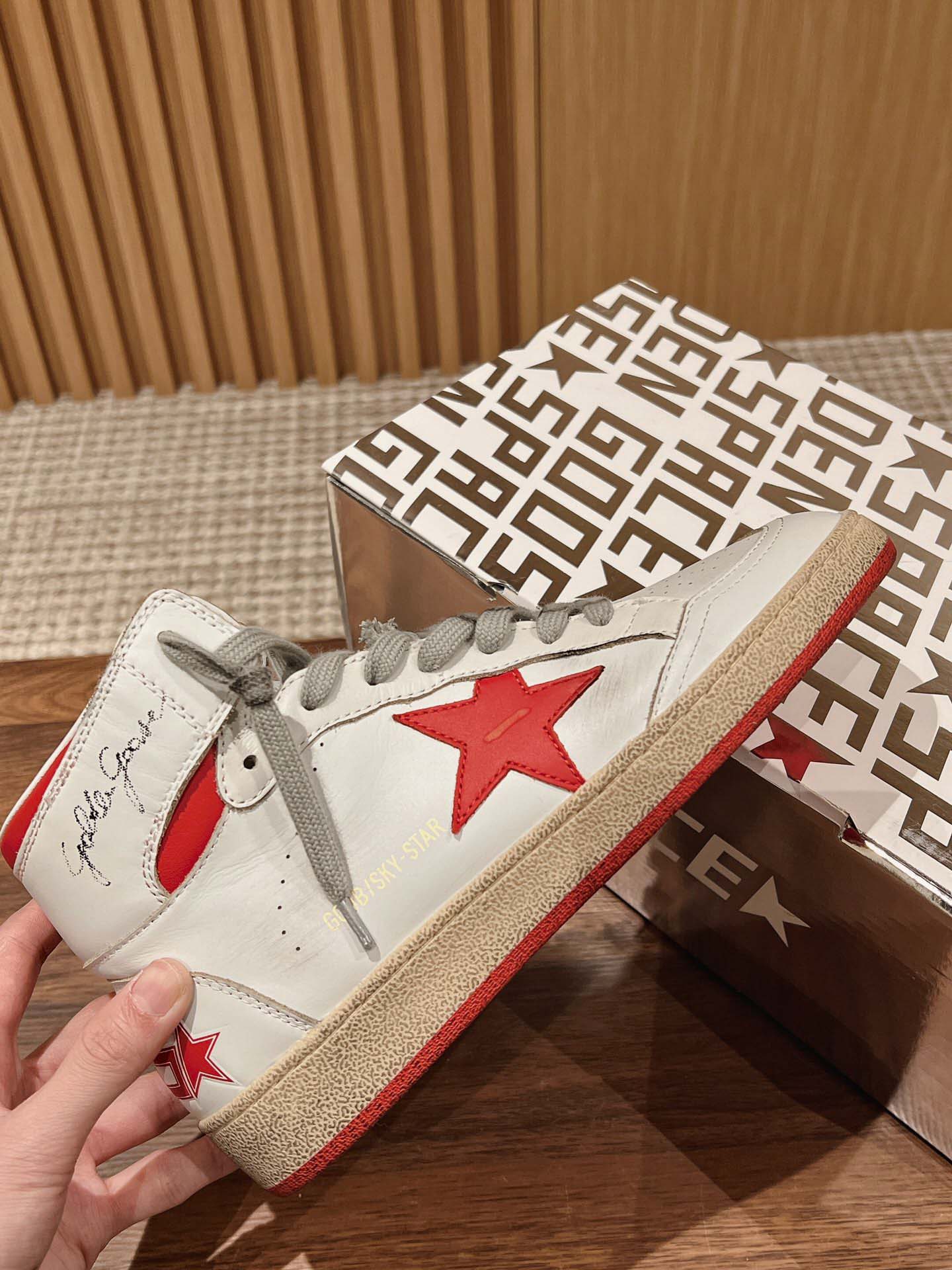 Giày Golden Goose Sky Star High ‘White Red’ Best Quality