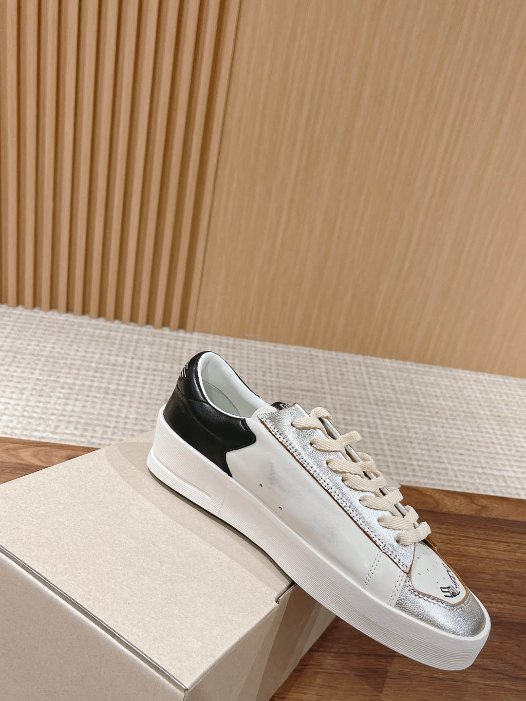 Giày Golden Goose Stardan Silver Black Best Quality