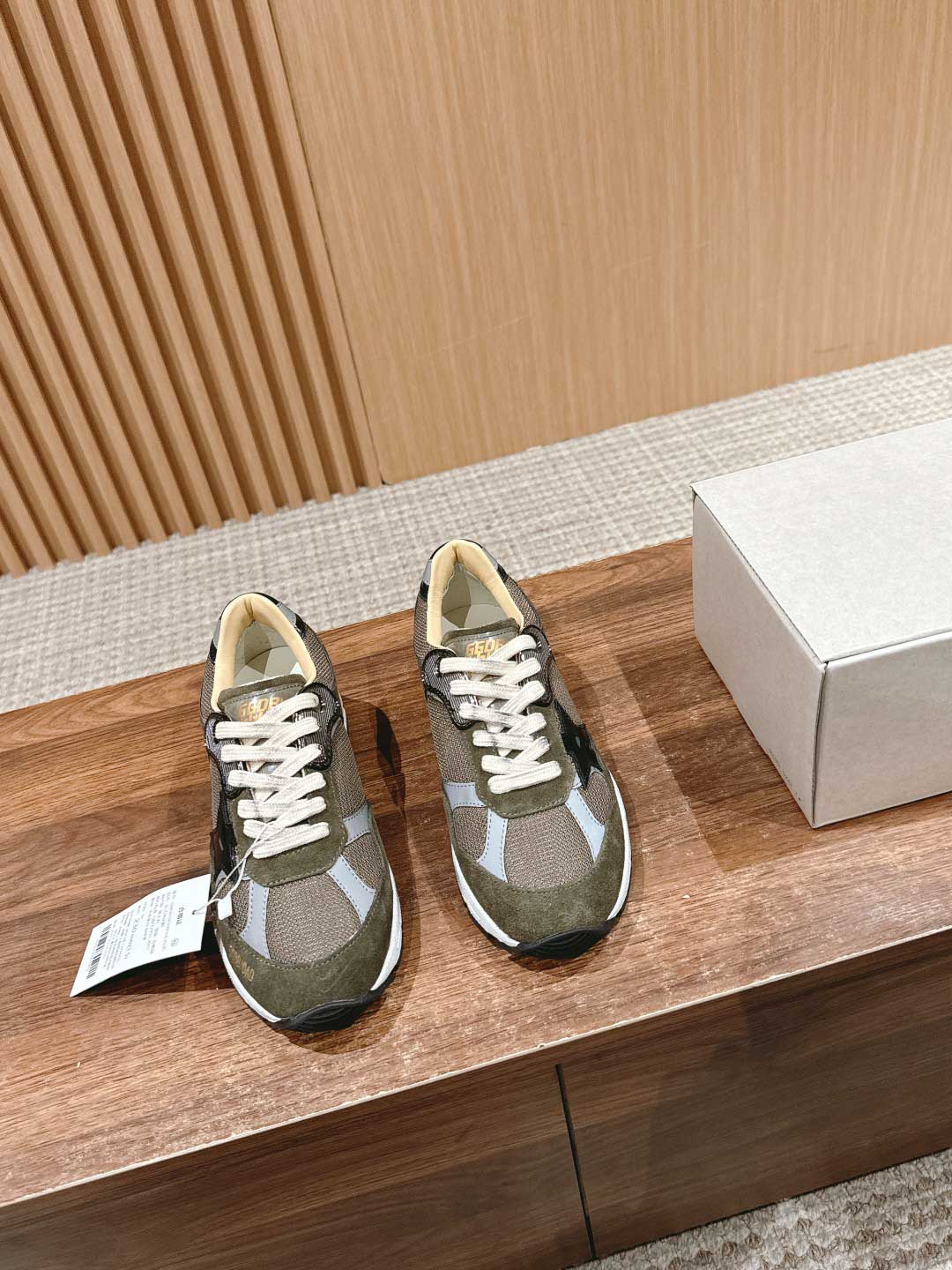 Giày Golden Goose  Women Running Dad Green Best Quality