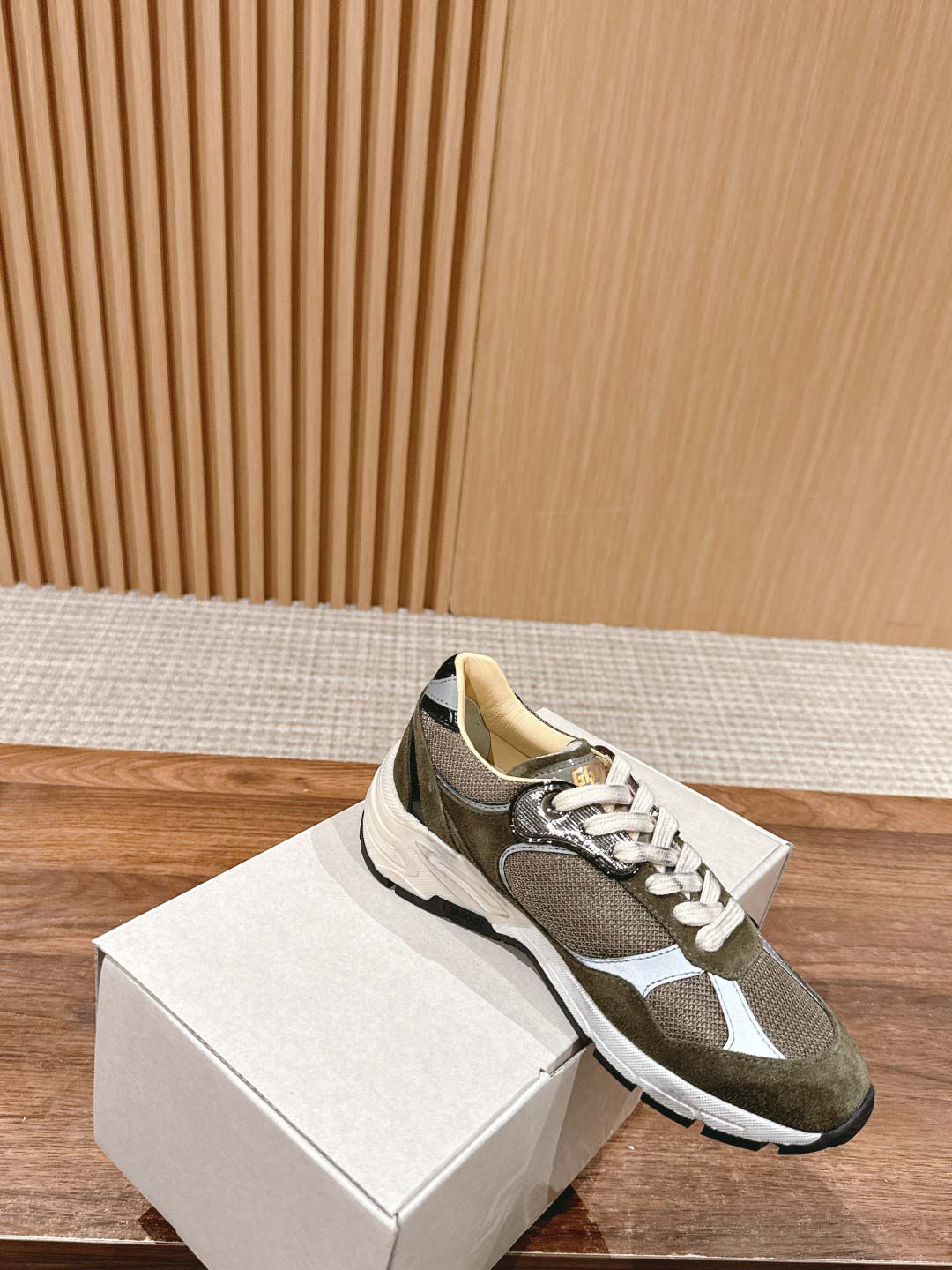 Giày Golden Goose  Women Running Dad Green Best Quality