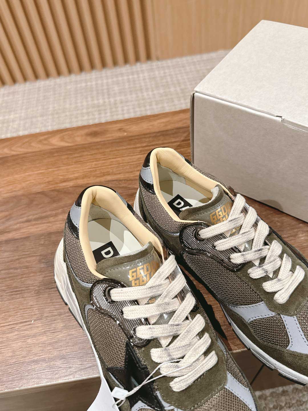 Giày Golden Goose  Women Running Dad Green Best Quality