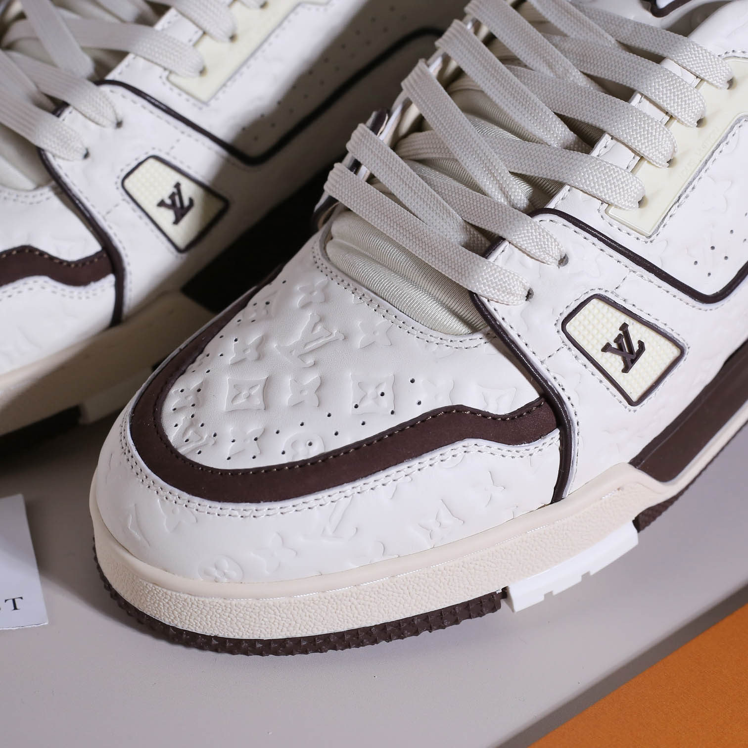 Giày Louis Vuitton LV Trainer Maxi Monogram Denim Black Best Quality