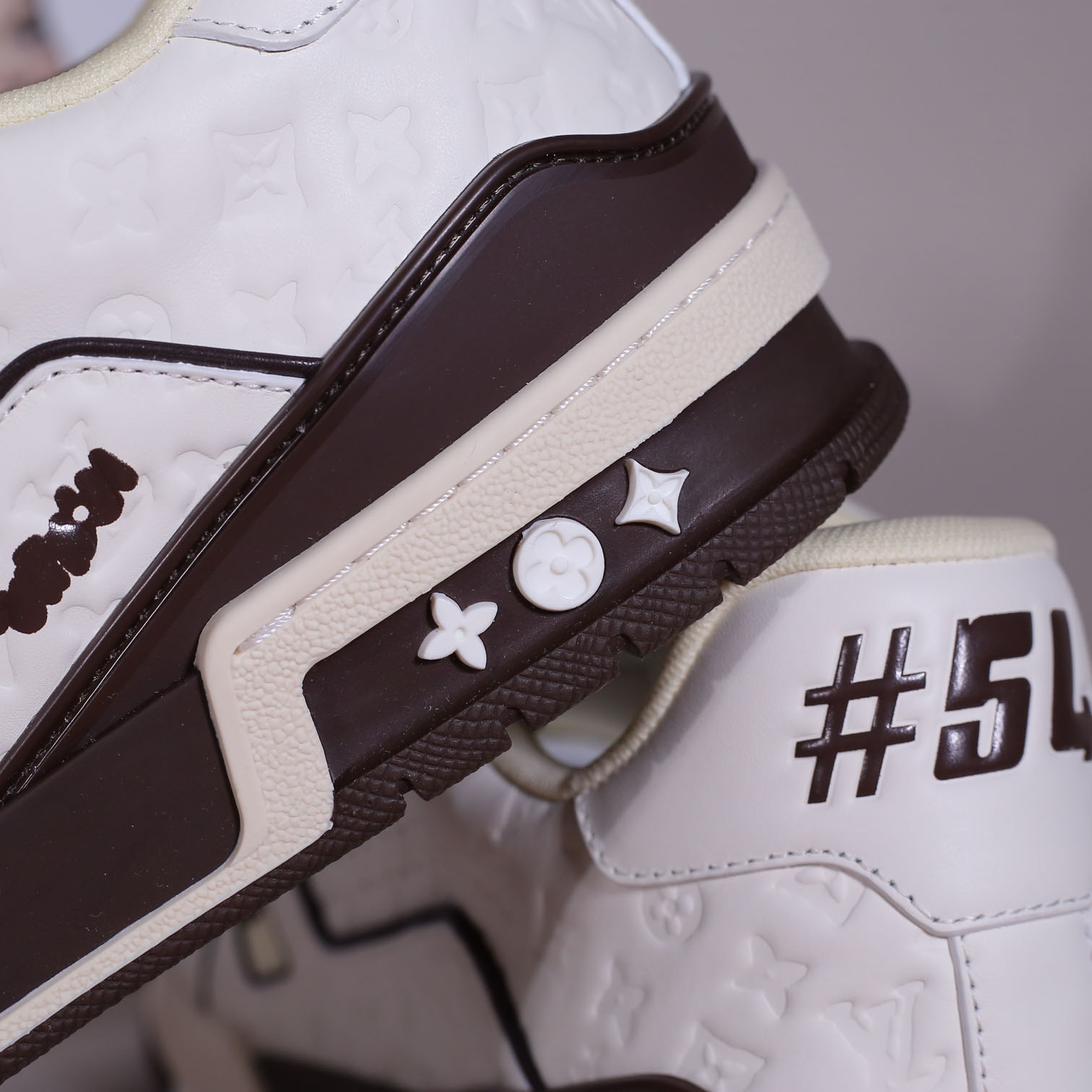 Giày Louis Vuitton LV Trainer #54 Monogram Embossed White Best Quality